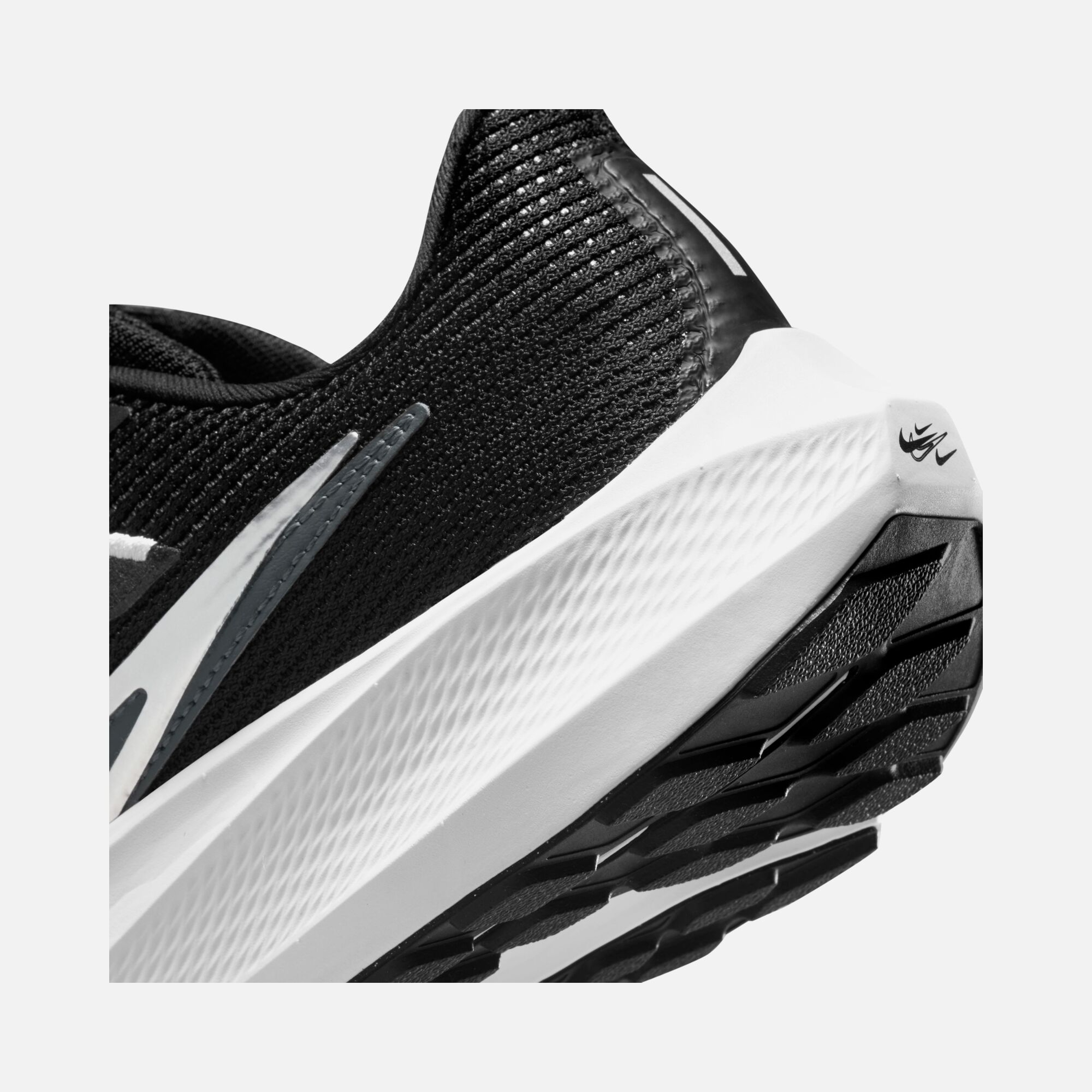 Nike Air Zoom Pegasus 40 Premium Any Road Running Kadın Spor Ayakkabı