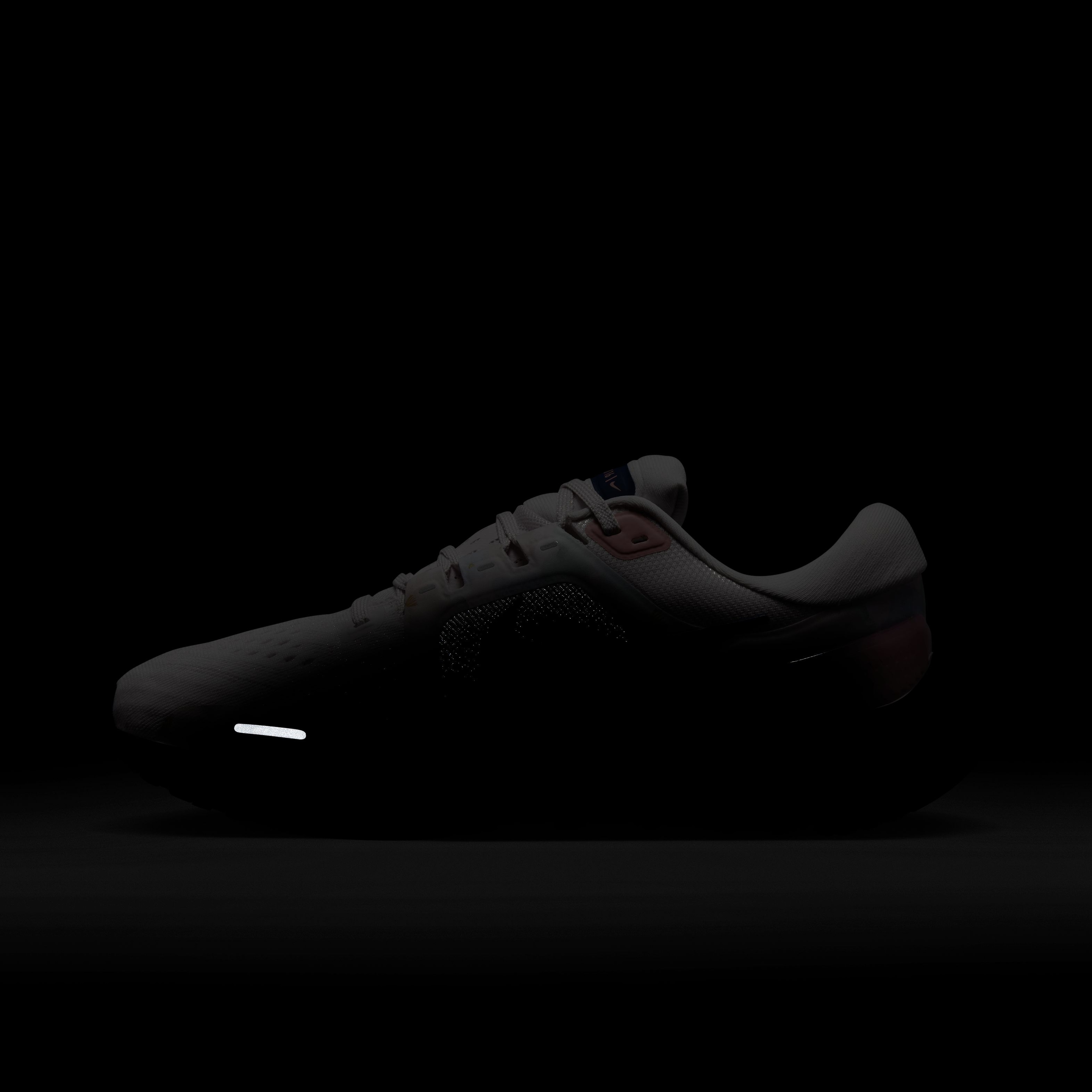 Nike Vomero 16 Premium Road Running Kadın Spor Ayakkabı