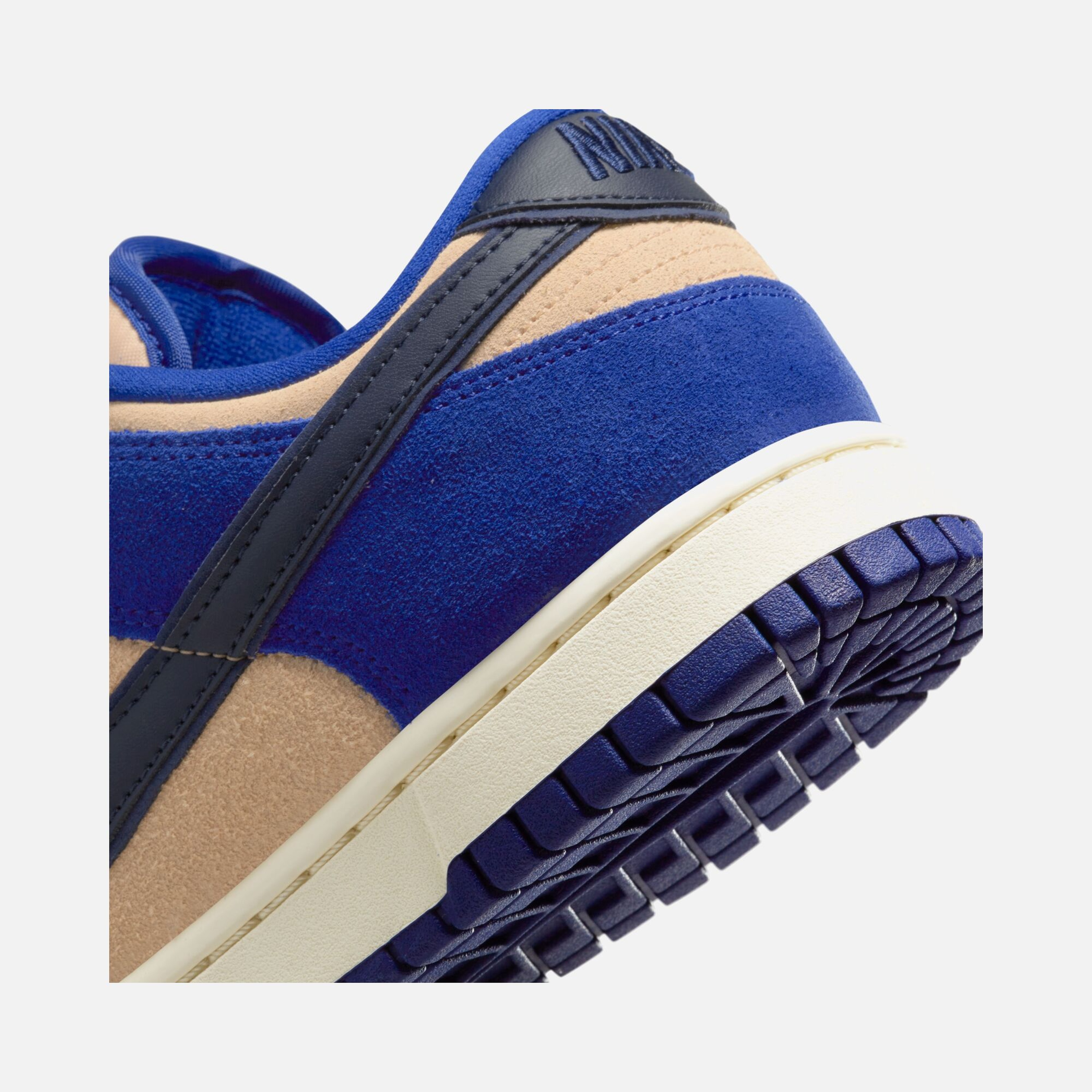 Nike Dunk Low Lux ''Suede'' Kadın Spor Ayakkabı