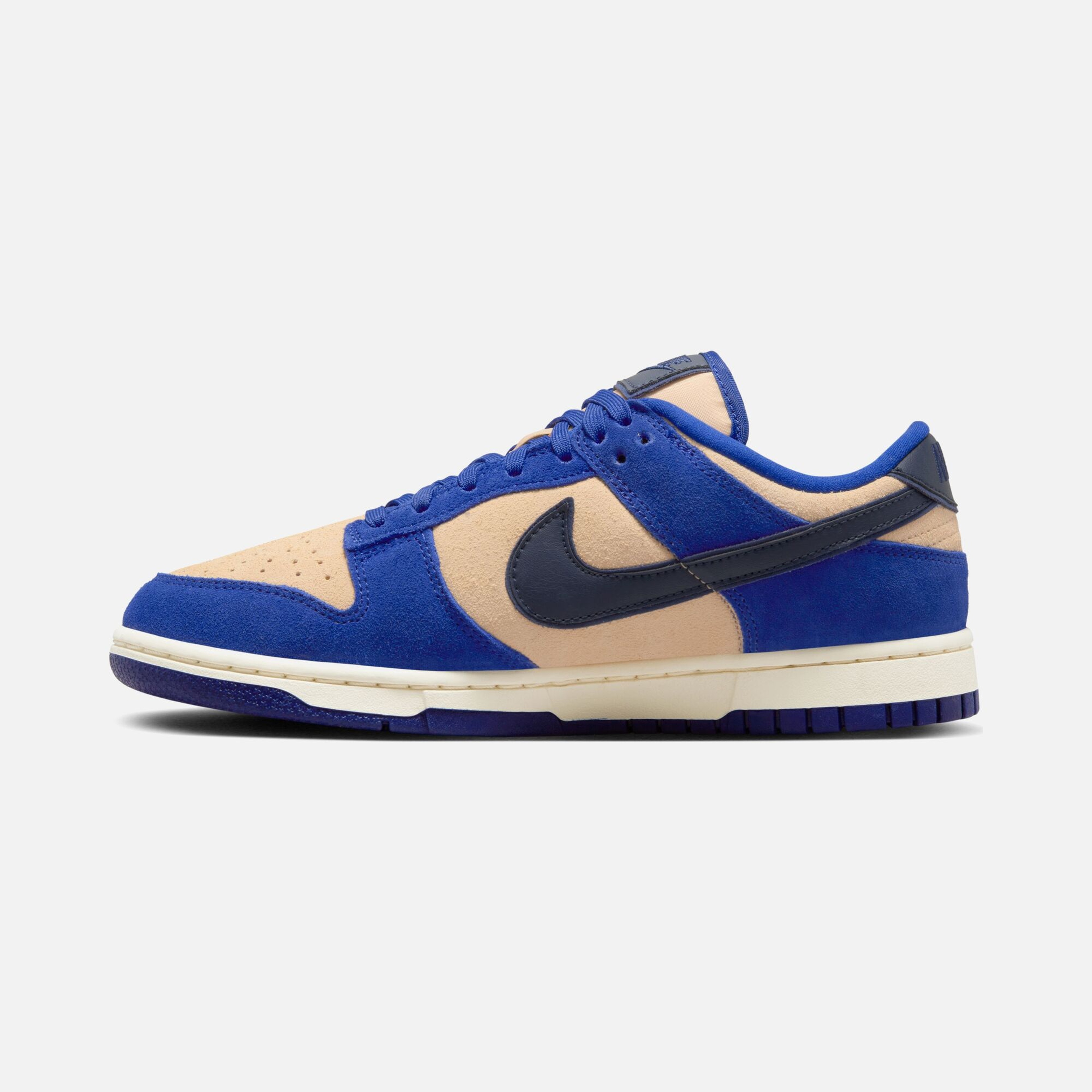 Nike Dunk Low Lux ''Suede'' Kadın Spor Ayakkabı