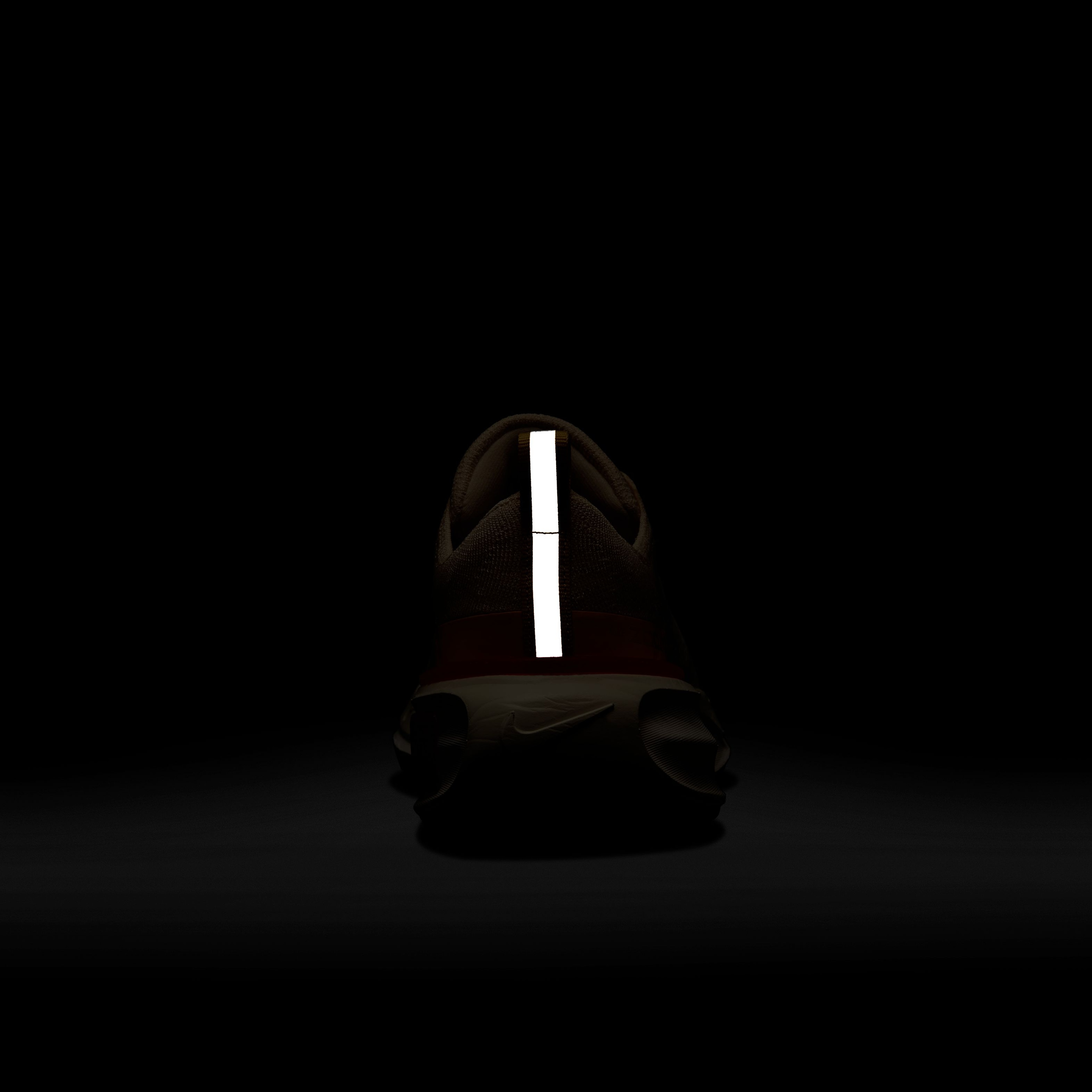 Nike ZoomX Invincible Run FlyKnit 3 Road Running Kadın Spor Ayakkabı