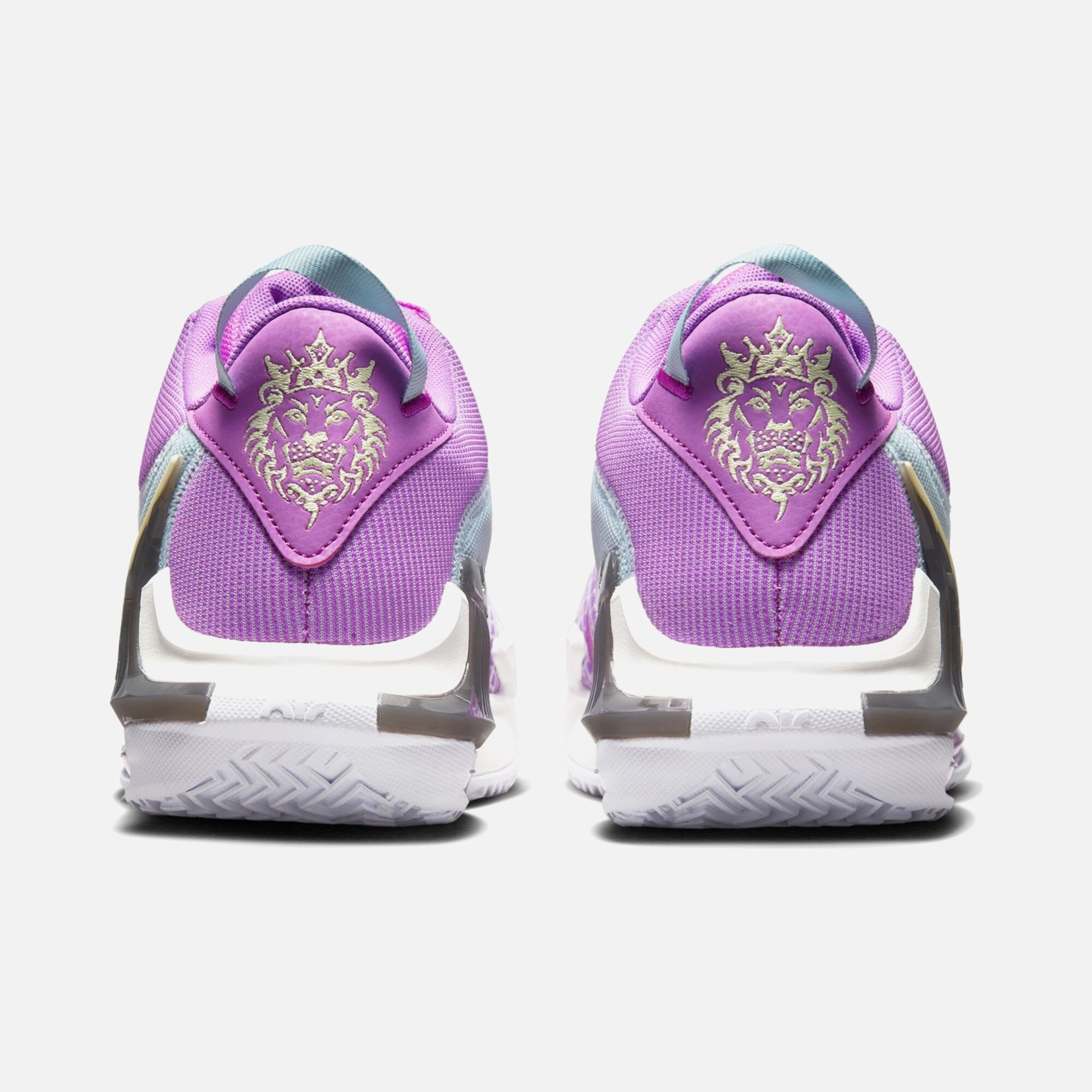 Nike LeBron James Witness VII Erkek Basketbol Ayakkabısı