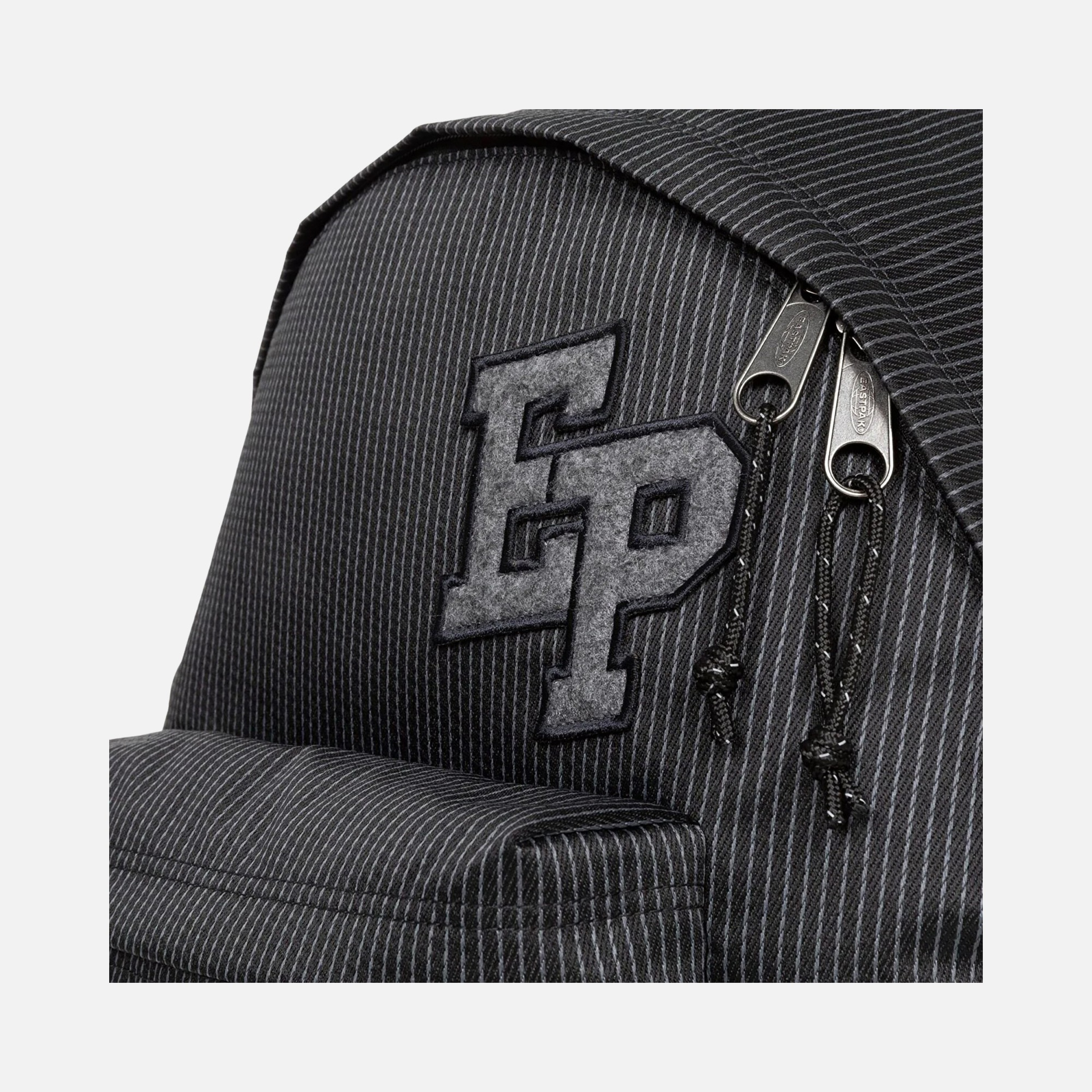 Eastpak Padded Logo Unisex Sırt Çantası