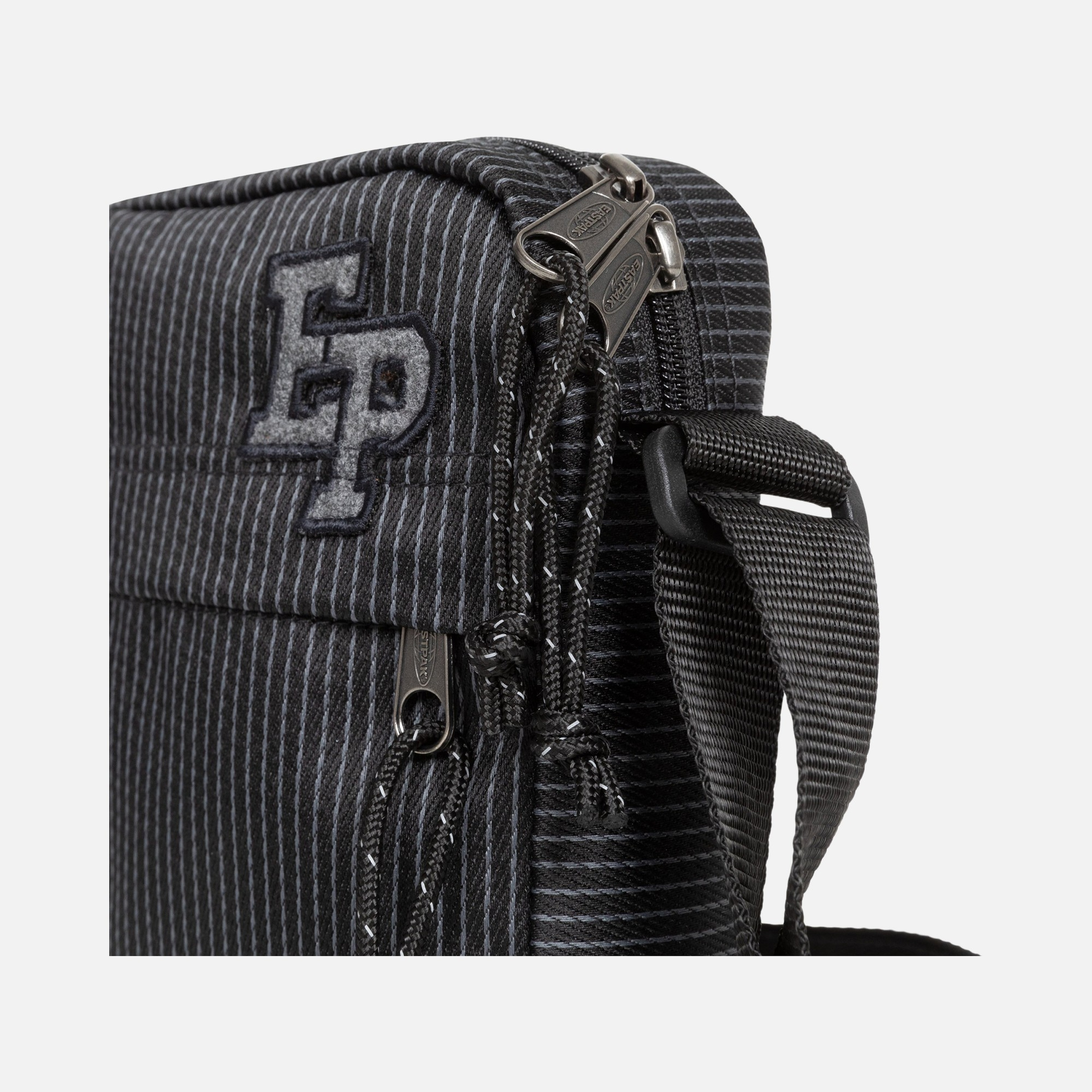 Eastpak The One Logo Unisex Omuz Çantası