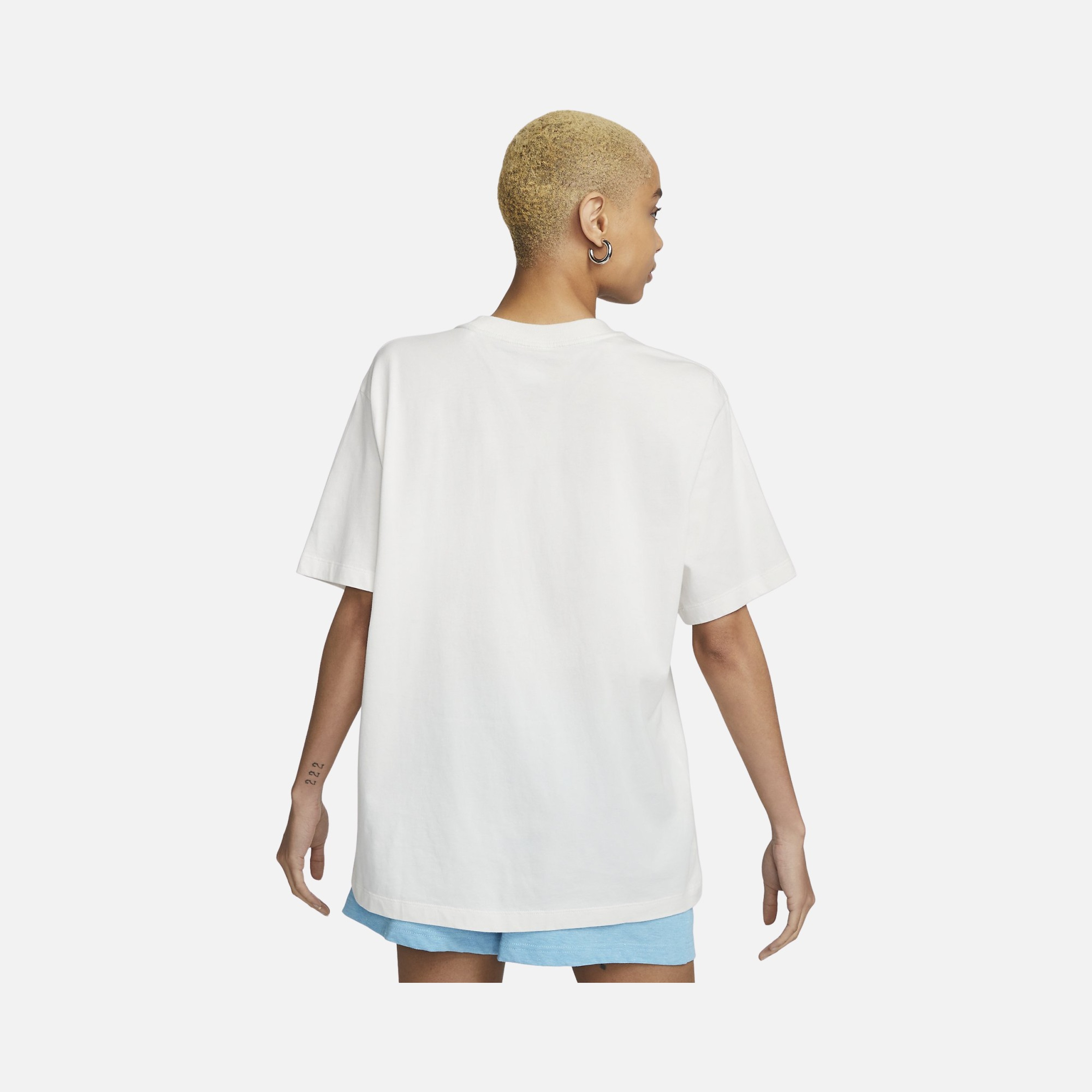 Nike Sportswear Gel-Sport Utility Printed Boyfriend Short-Sleeve Kadın Tişört