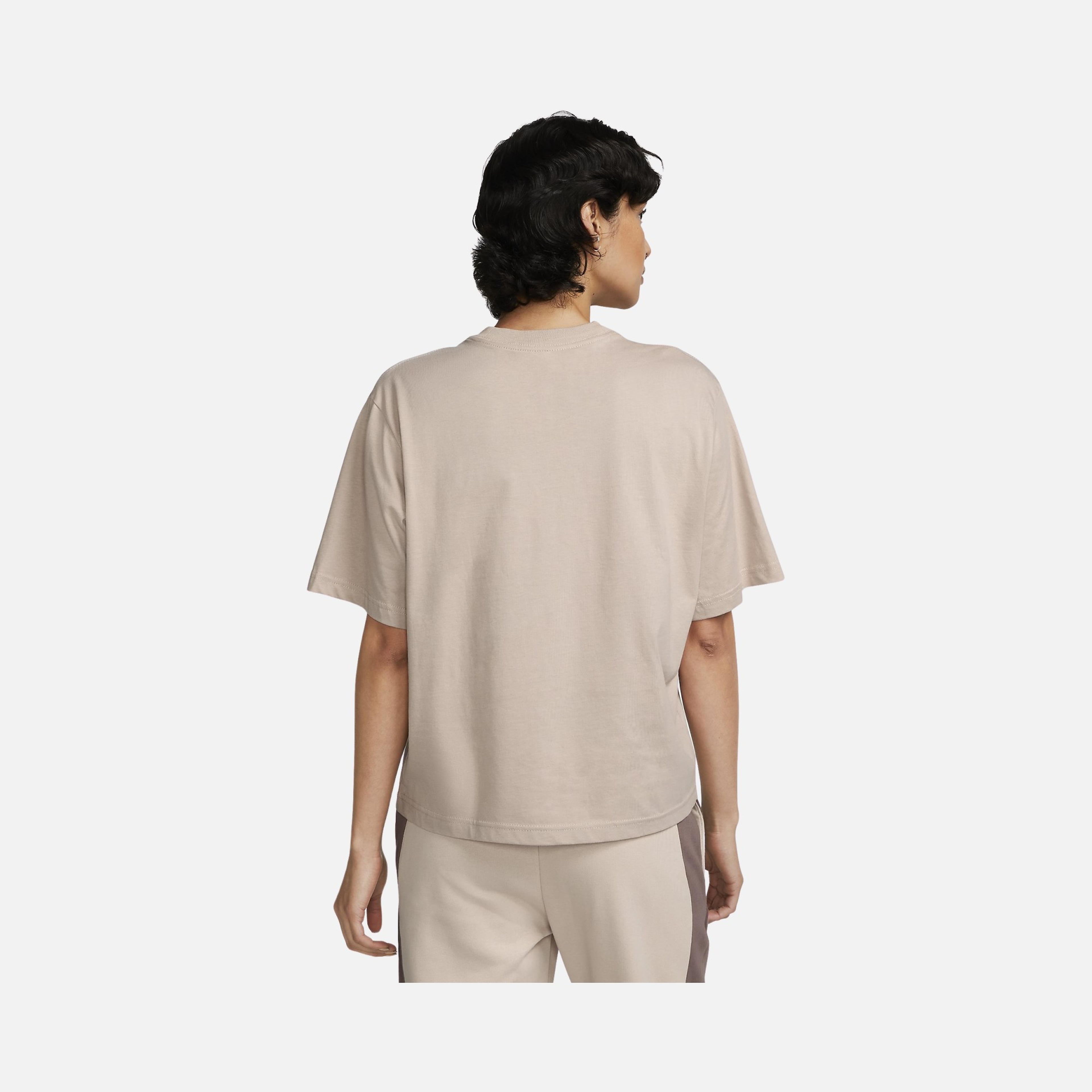 Nike Sportswear OC 3 Boxy Short-Sleeve Kadın Tişört