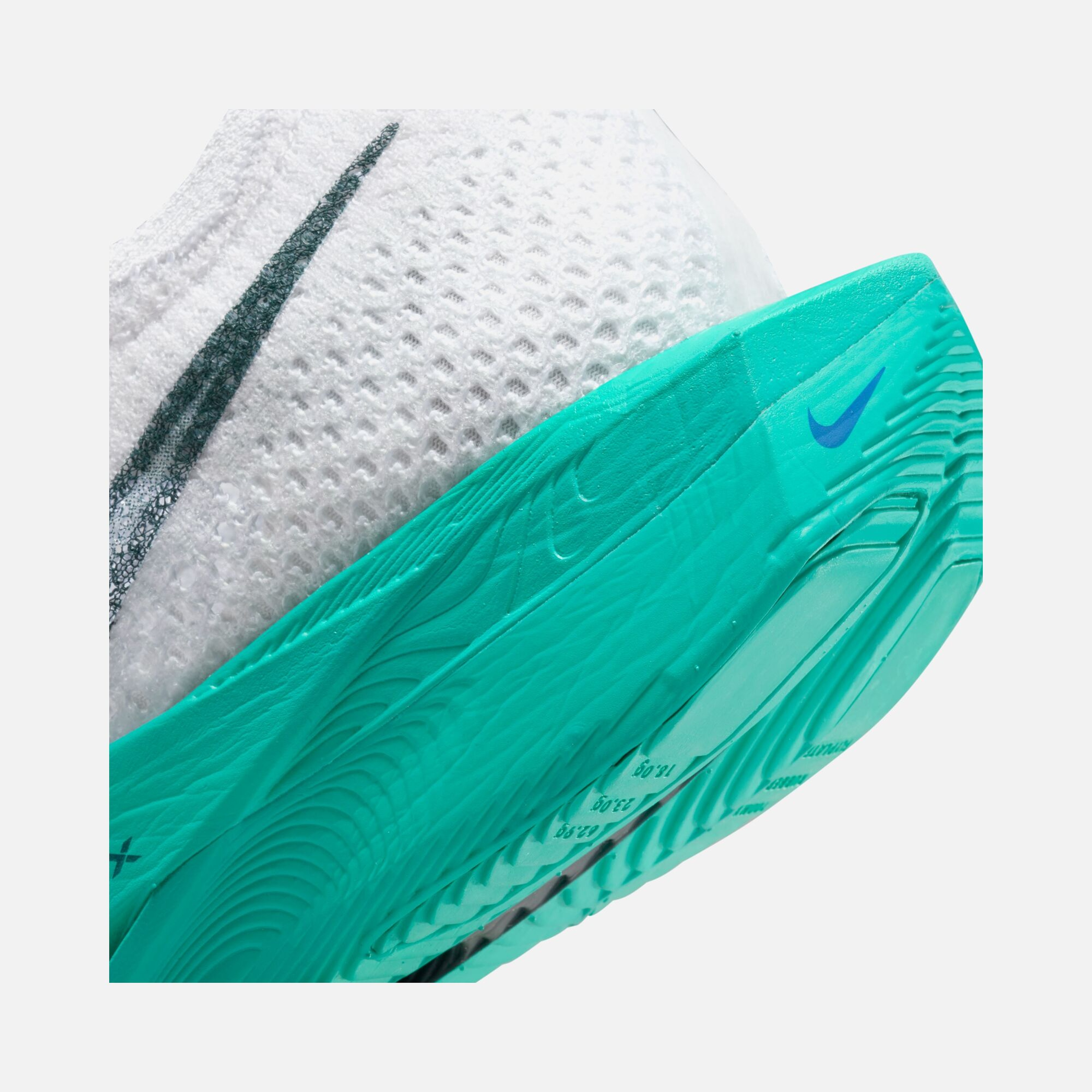 Nike ZoomX Vaporfly 3 Road Racing Erkek Spor Ayakkabı
