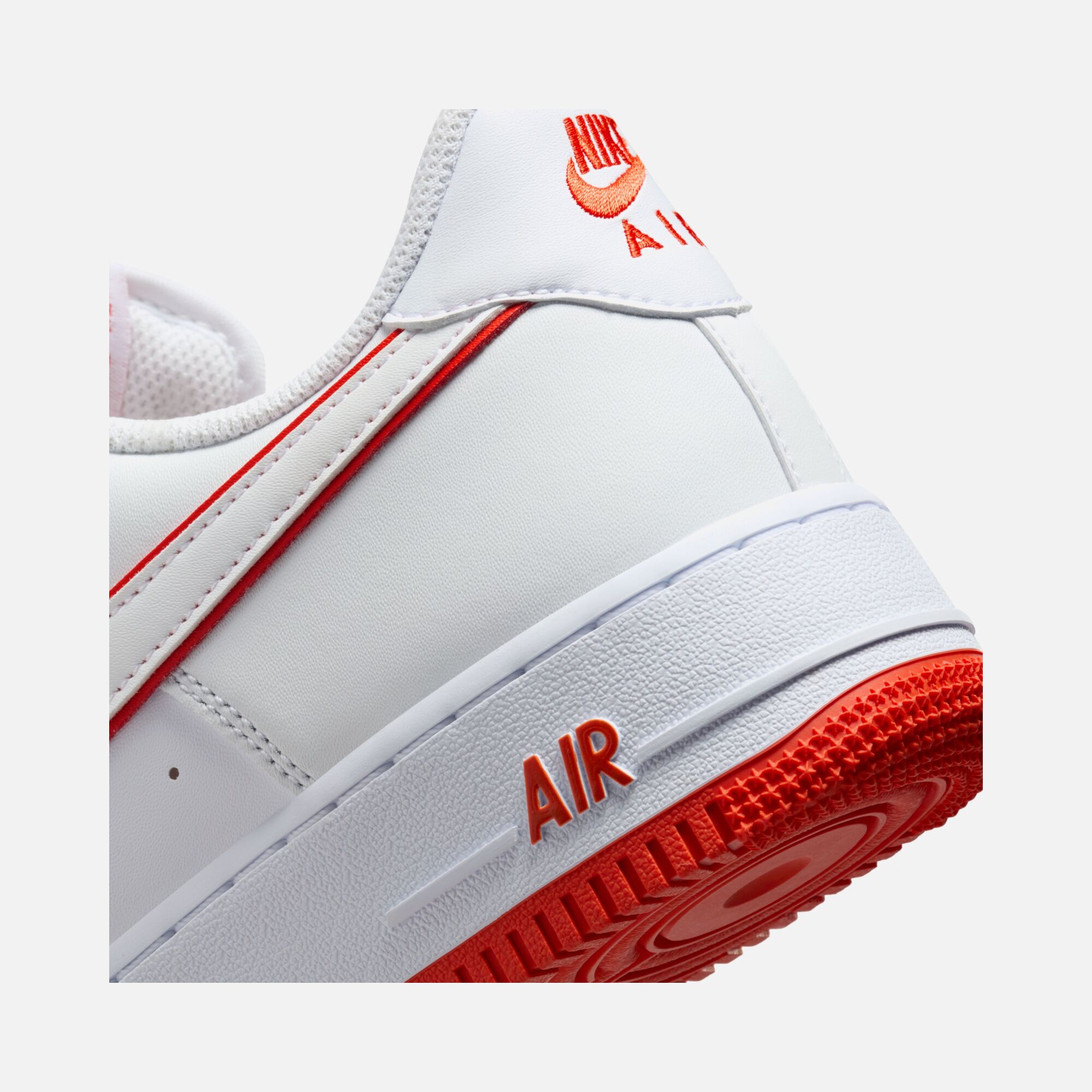 Nike Air Force 1 '07 FW23 Erkek Spor Ayakkabı