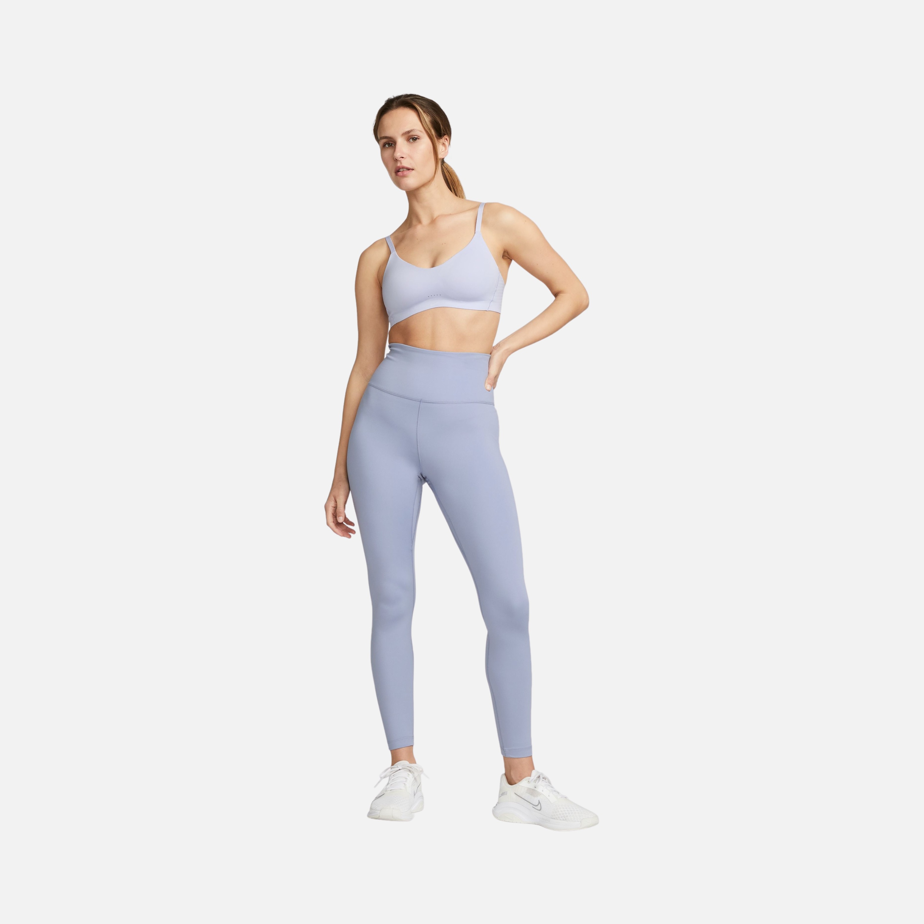 Nike Alate Minimalist Light-Support Padded Kadın Bra