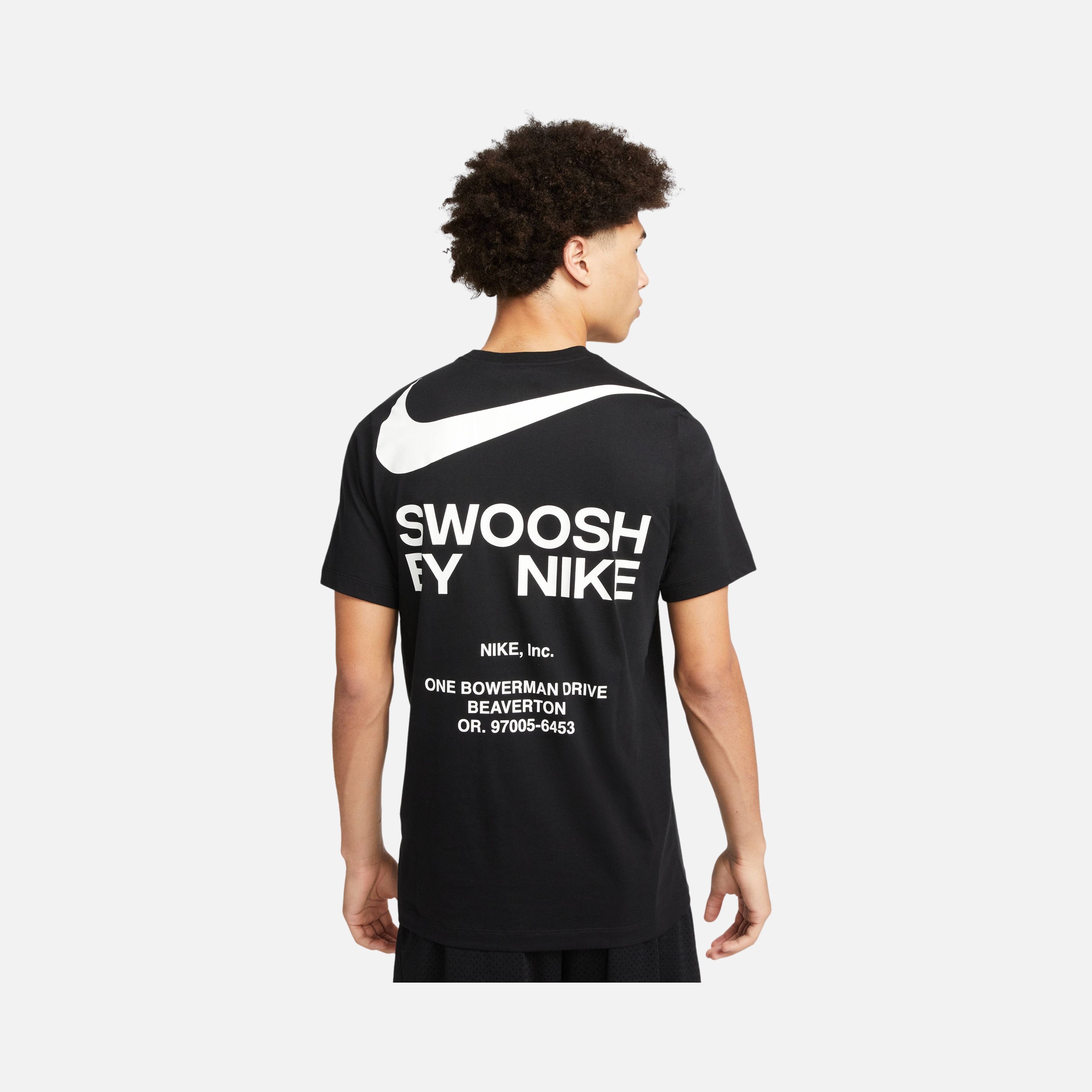 Nike Sportswear Big Swoosh Short-Sleeve Erkek Tişört