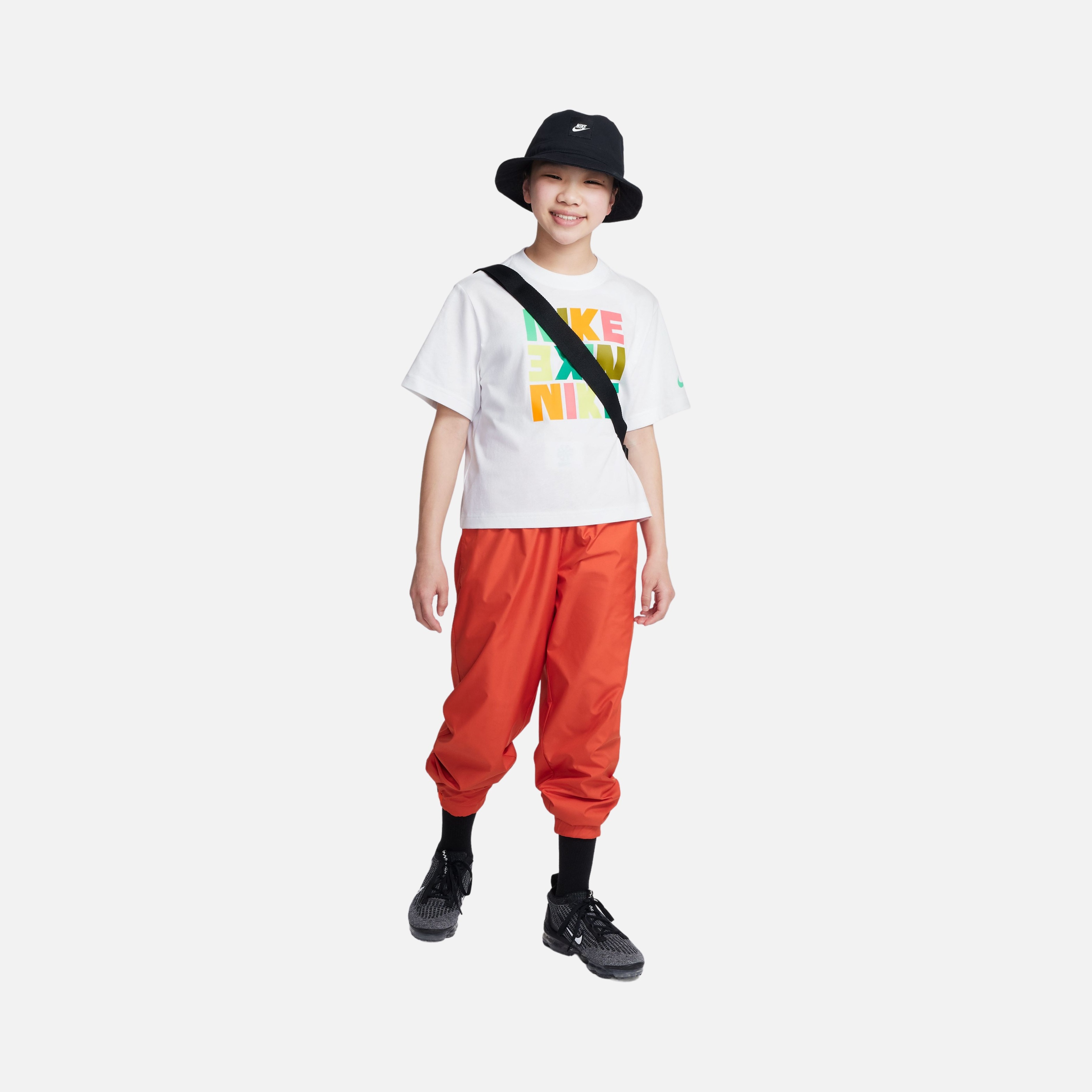 Nike Sportswear ''Tee Boxy Graphic'' Short-Sleeve (Girls') Çocuk Tişört