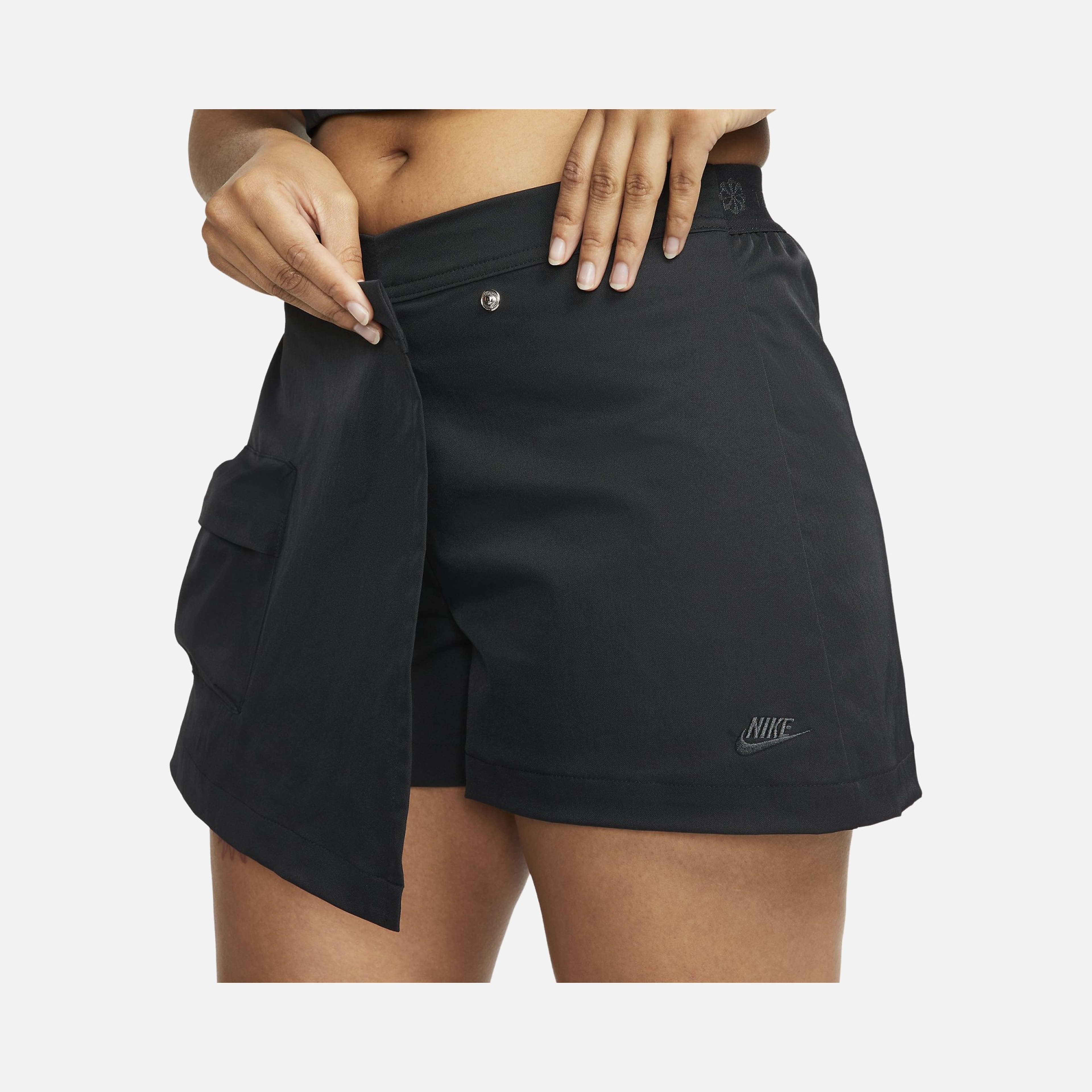 Nike Sportswear Tech Pack Dri-Fit High-Waisted Kadın Şort Etek