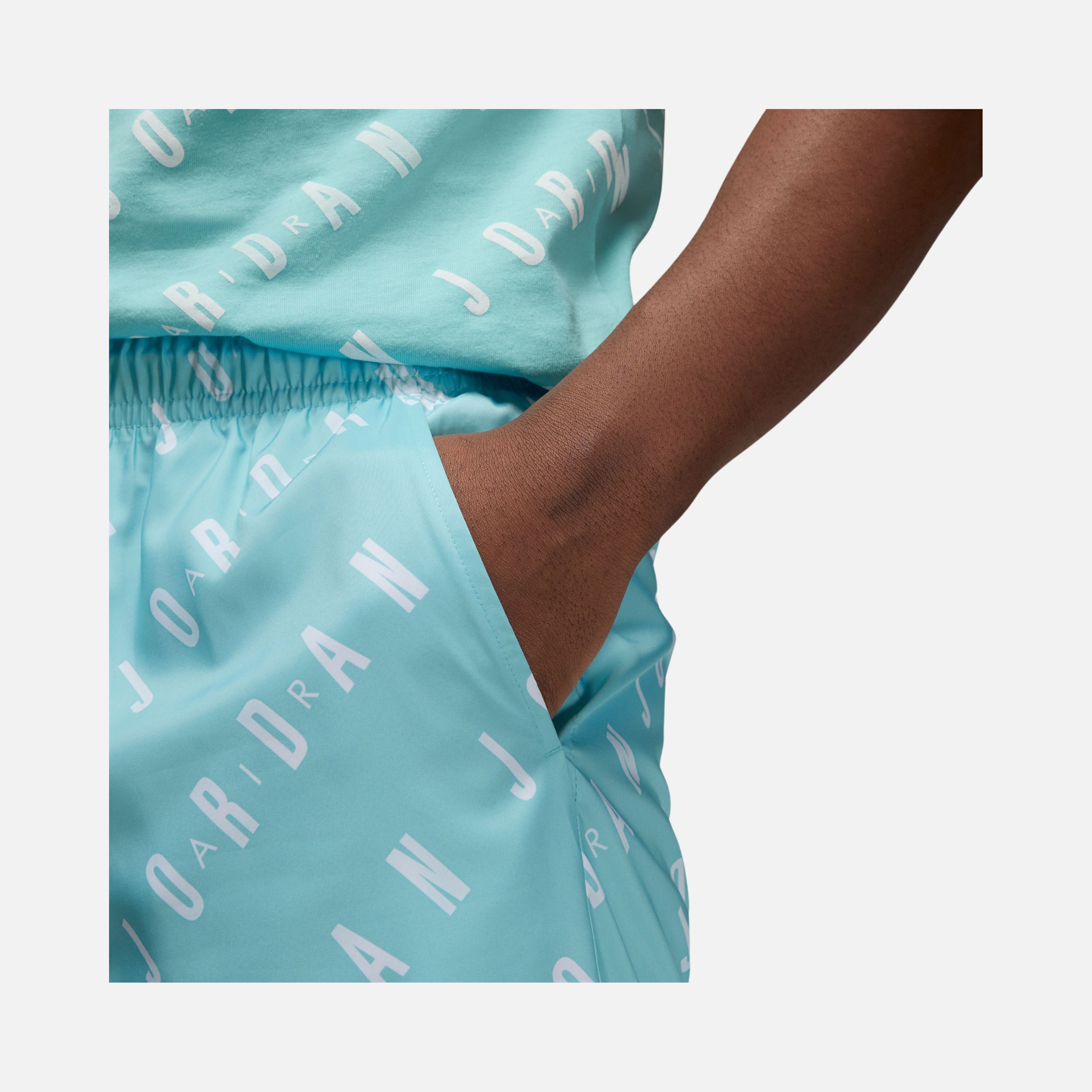 Nike Jordan Essentials Poolside All-Over Print Erkek Şort