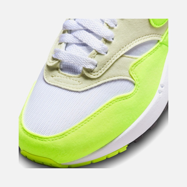 Nike Beyaz Nike Air Max 1 ''Suede Detail'' Kadın Spor Ayakkabı