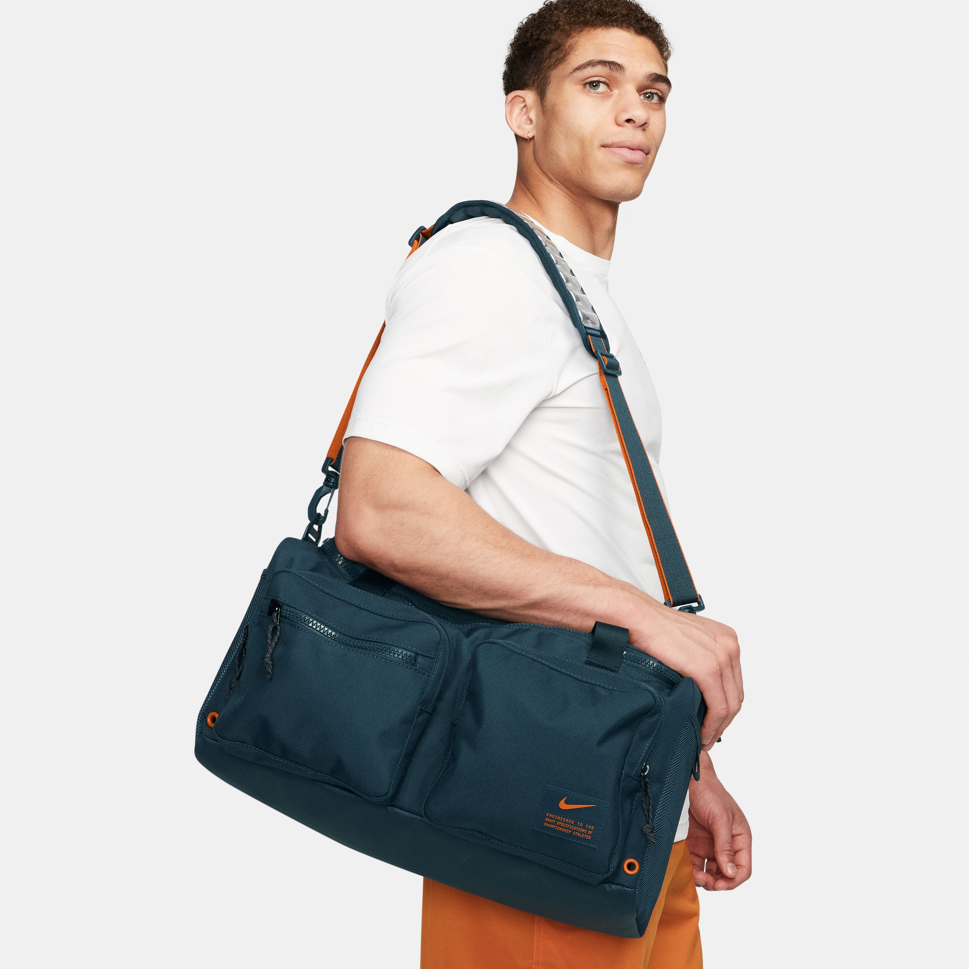 Nike Utility Power Training (Small-31 L) Erkek Spor Çanta