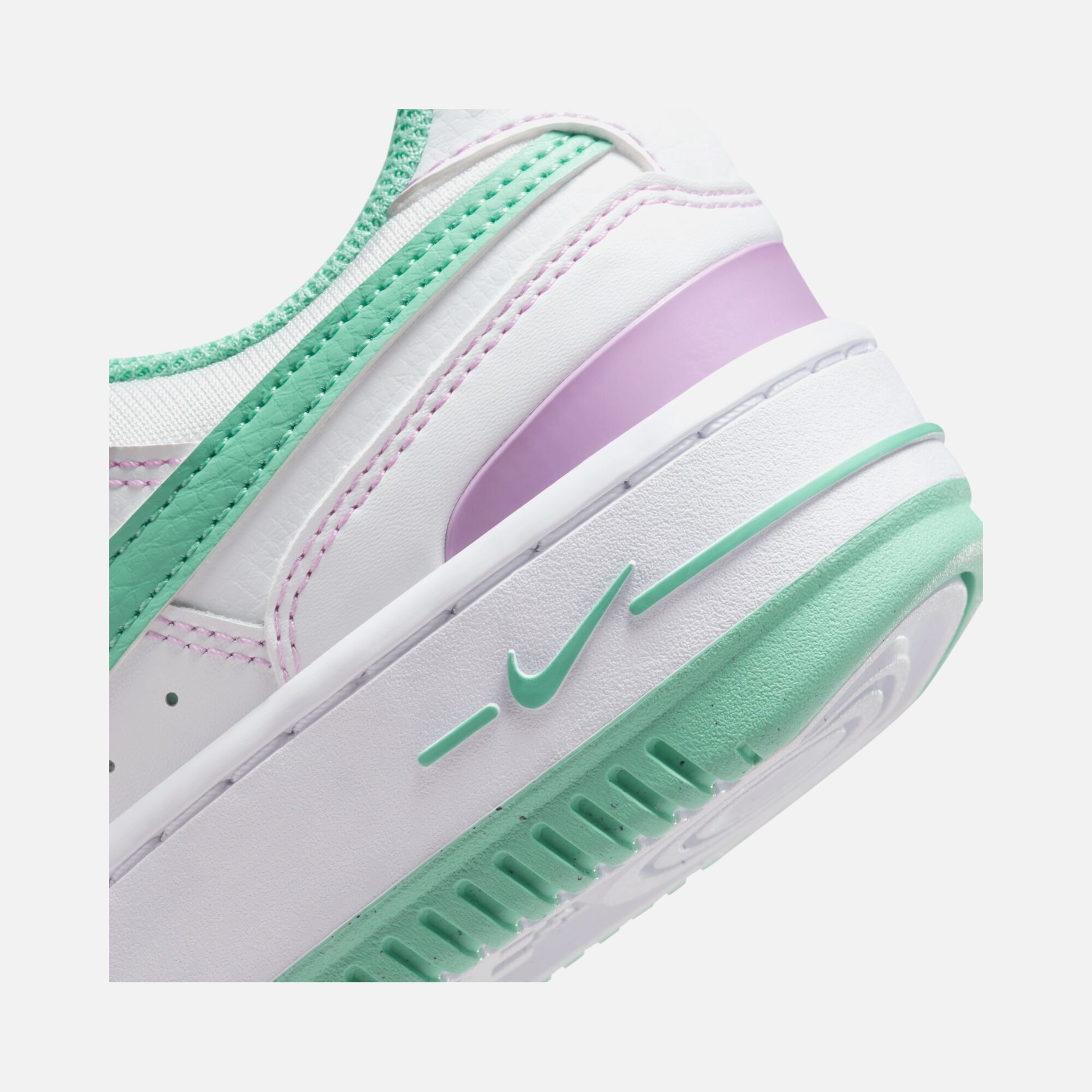 Nike Sportswear Gamma Force Kadın Spor Ayakkabı