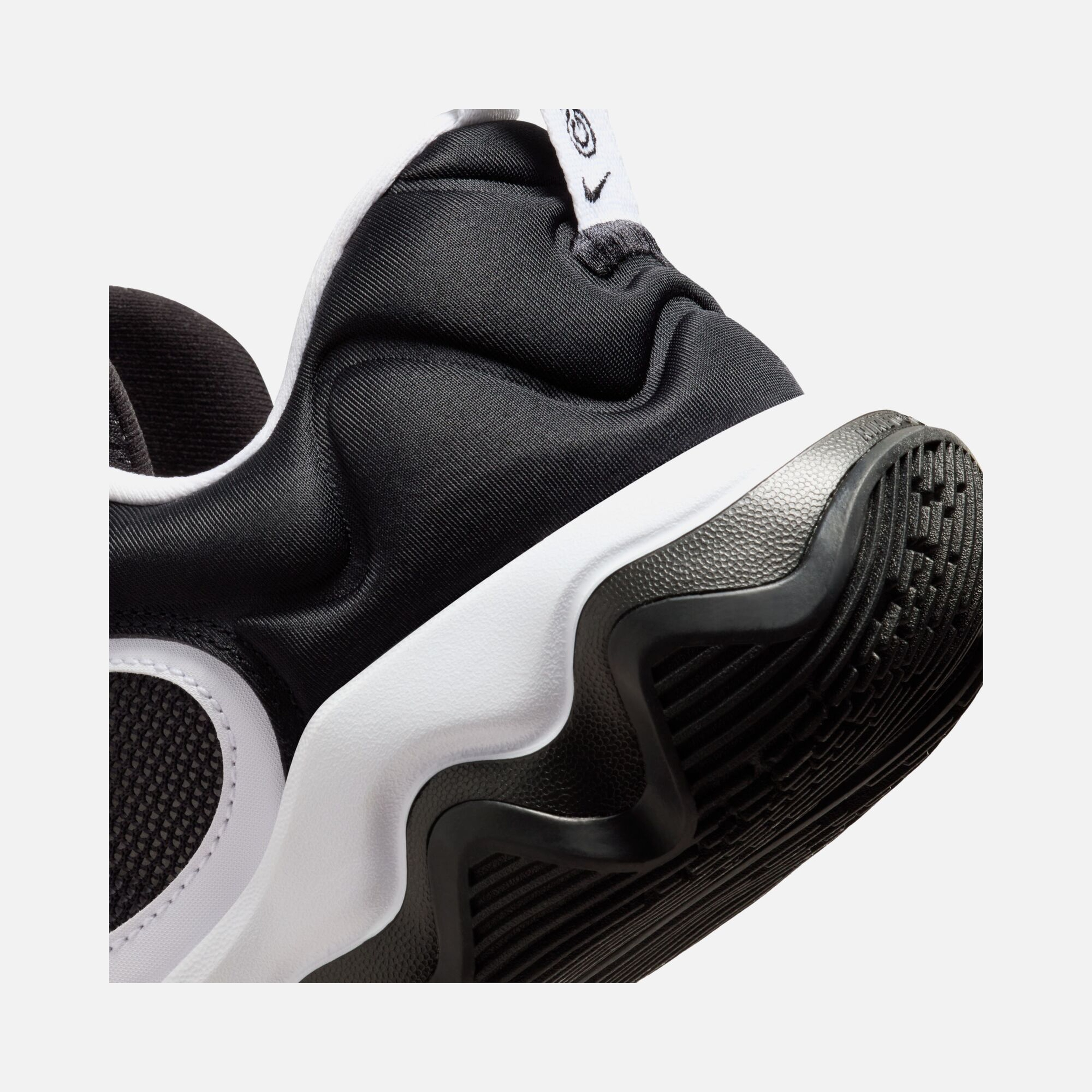 Nike Giannis Antetokounmpo Immortality 3 Erkek Basketbol Ayakkabısı