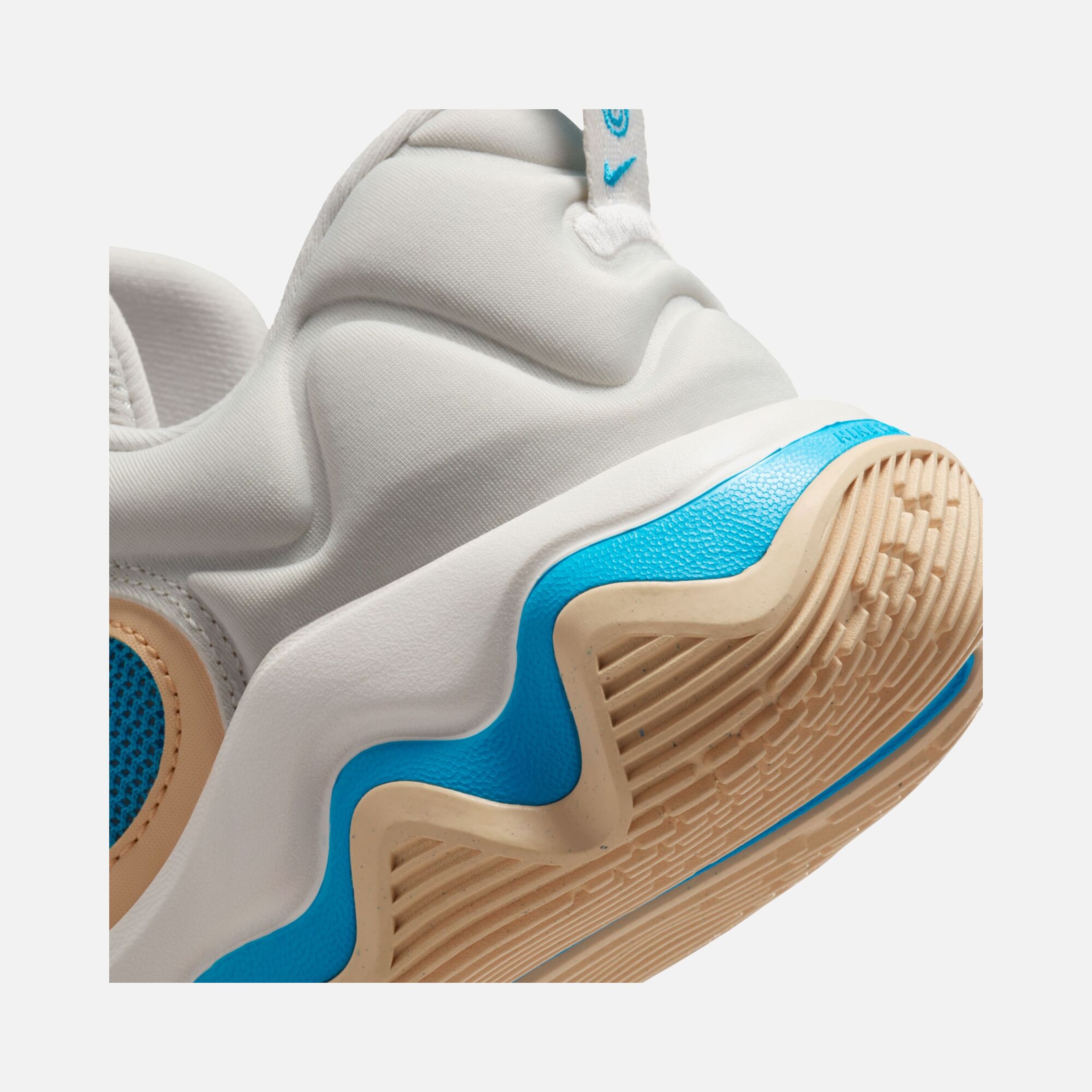 Nike Giannis Antetokounmpo Immortality 3 Erkek Basketbol Ayakkabısı