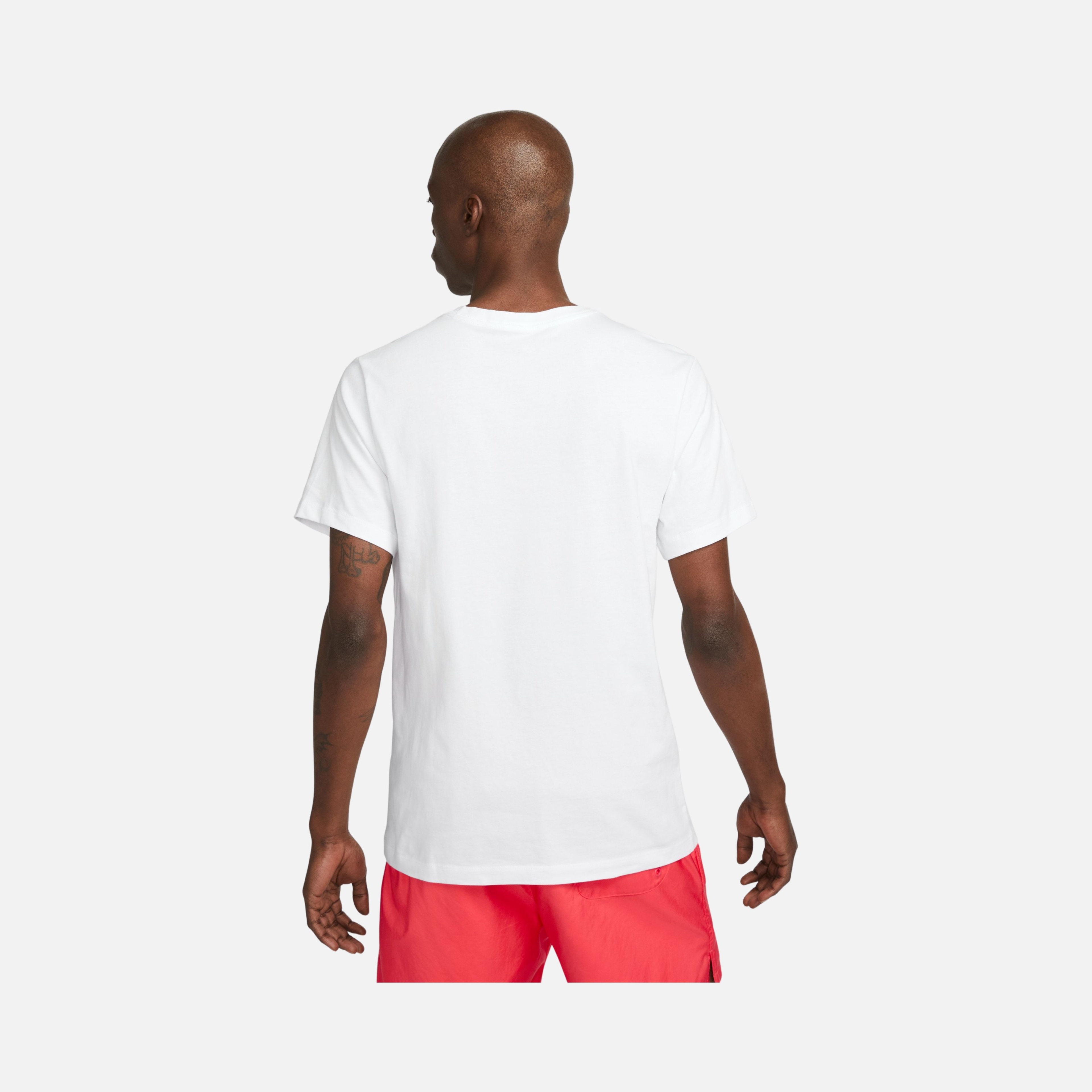 Nike Sportswear Athletic Arts Club Short-Sleeve Erkek Tişört