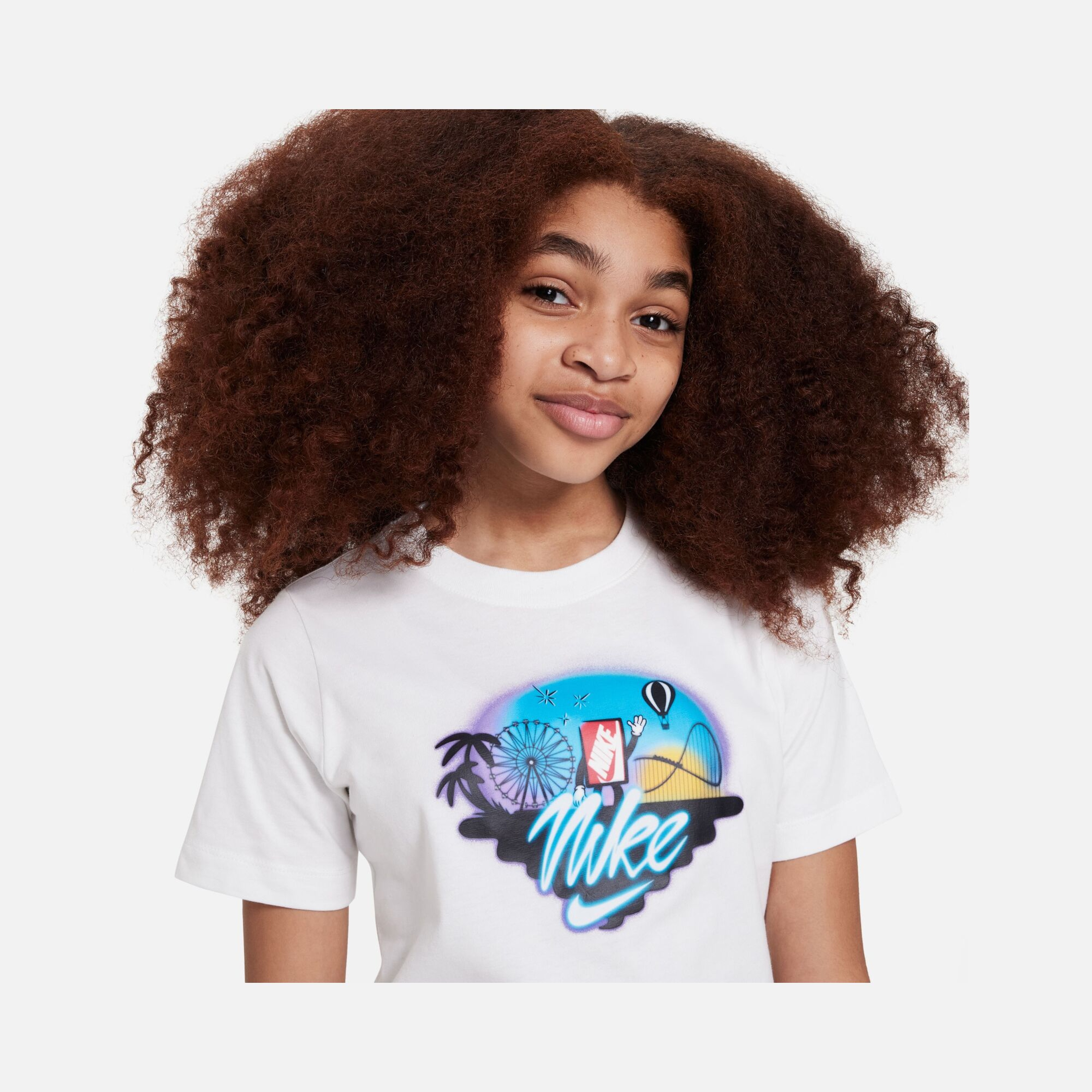 Nike Sportswear Seasonal Futura Boxy Graphic Short-Sleeve (Girls') Çocuk Tişört