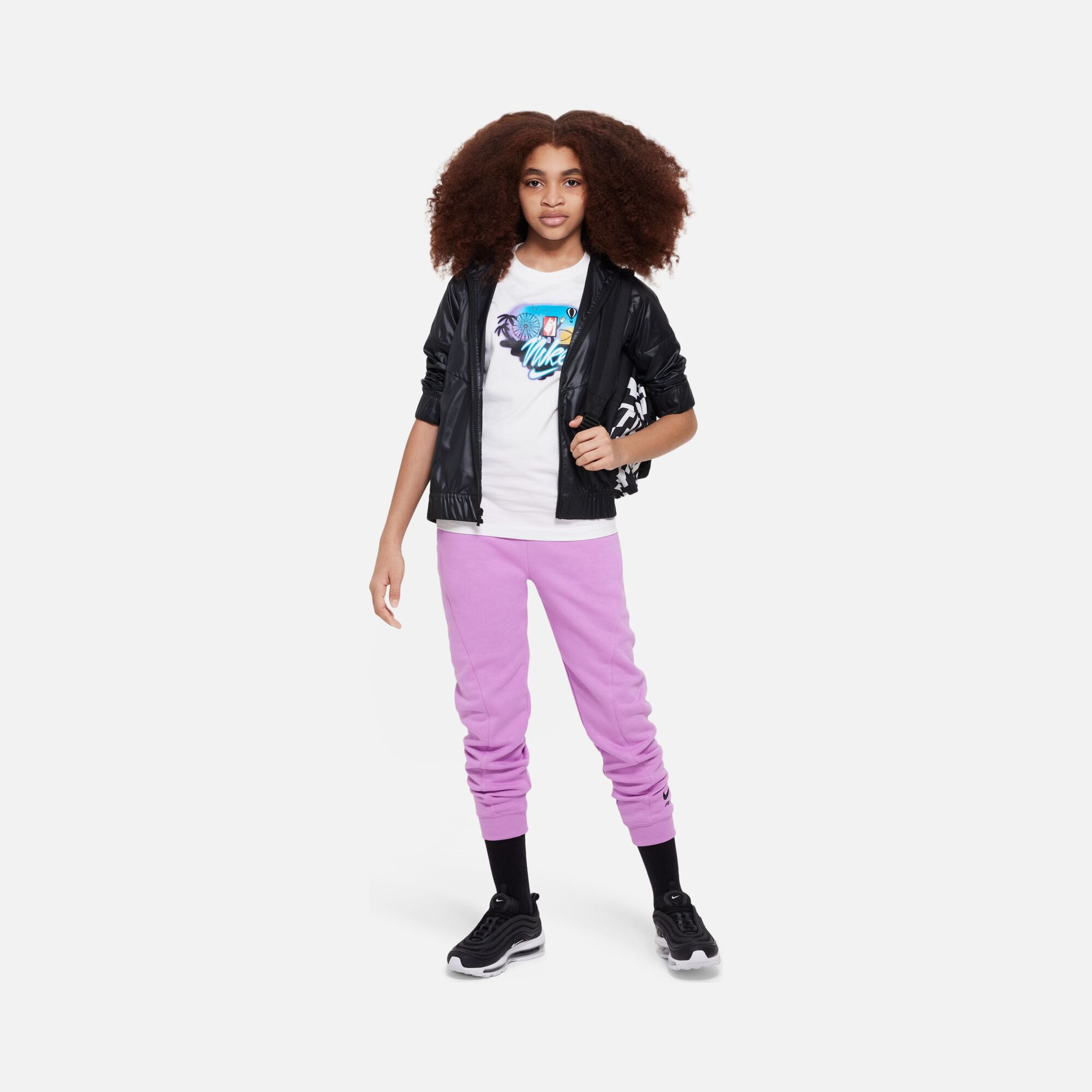 Nike Sportswear Seasonal Futura Boxy Graphic Short-Sleeve (Girls') Çocuk Tişört