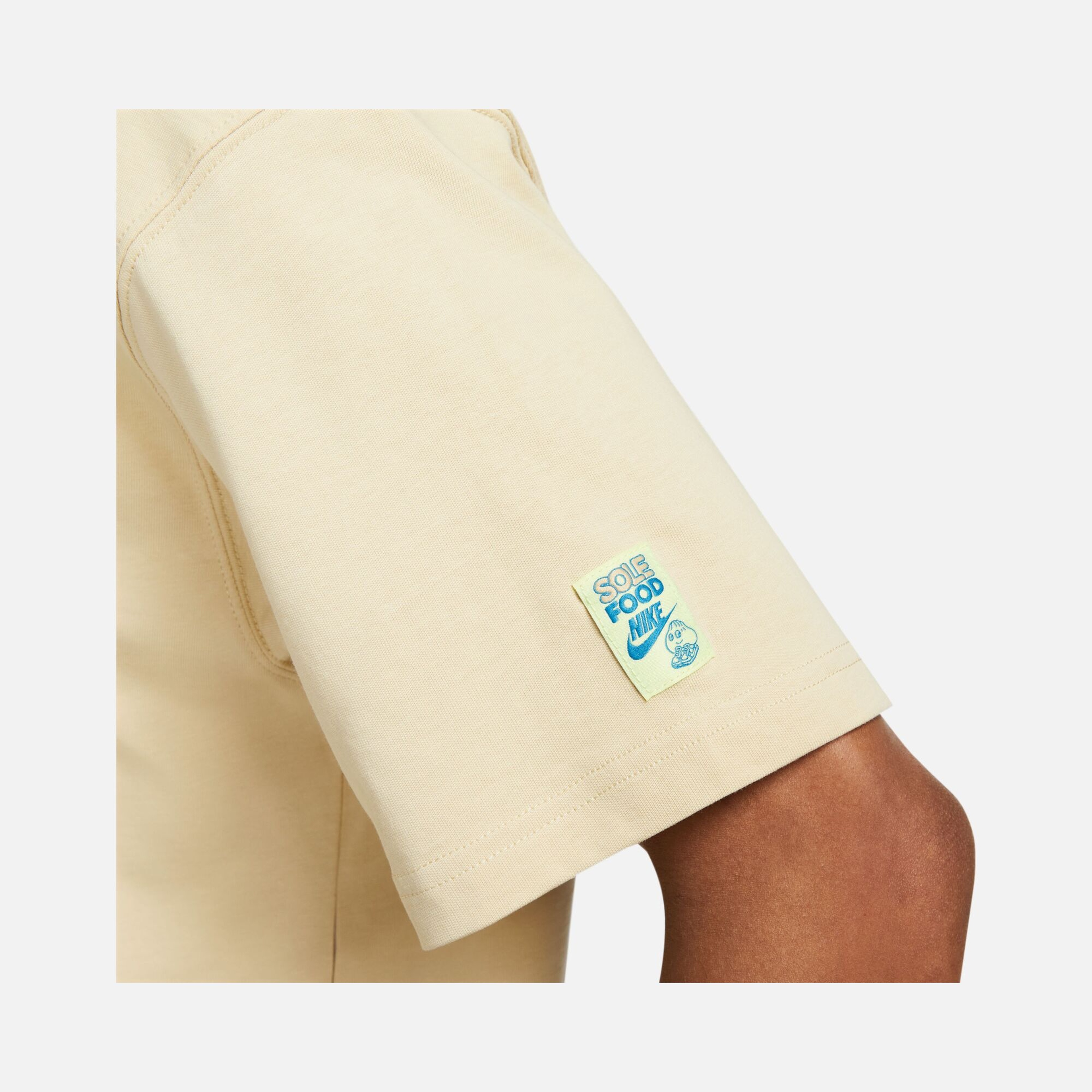 Nike Sportswear Max90 Sole Food Graphic Short-Sleeve Erkek Tişört