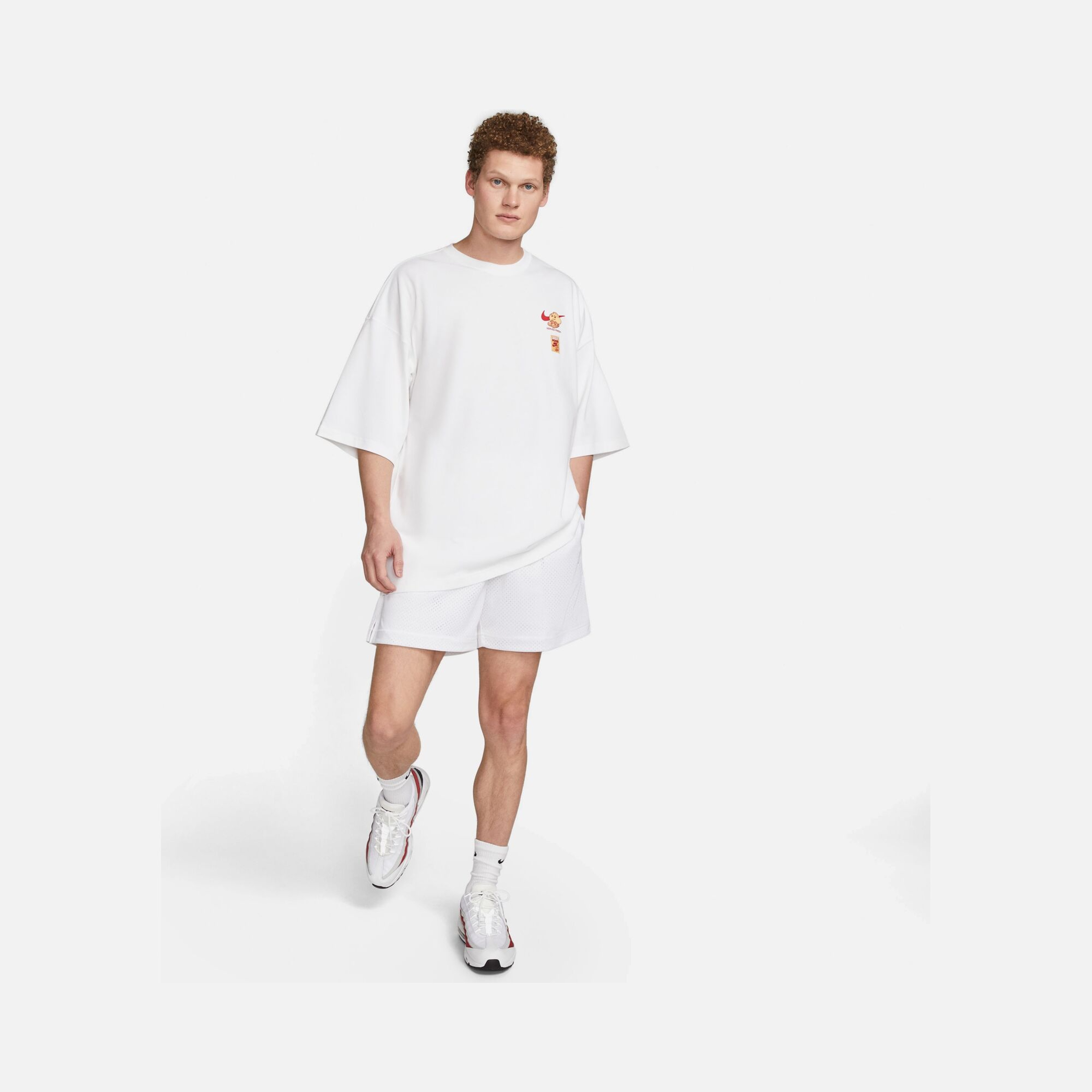 Nike Sportswear Sole Food Graphic Oversized Short-Sleeve Erkek Tişört