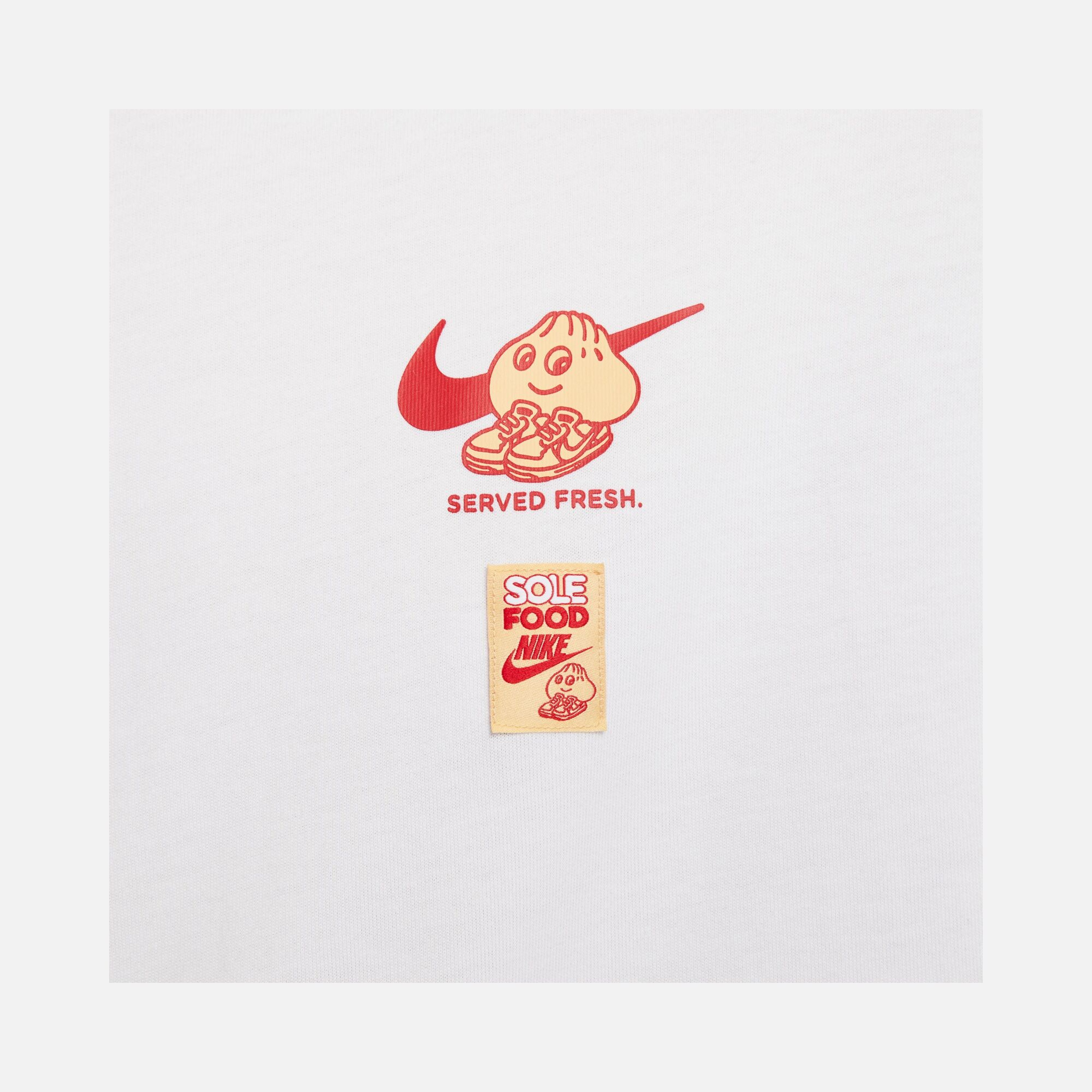 Nike Sportswear Sole Food Graphic Oversized Short-Sleeve Erkek Tişört