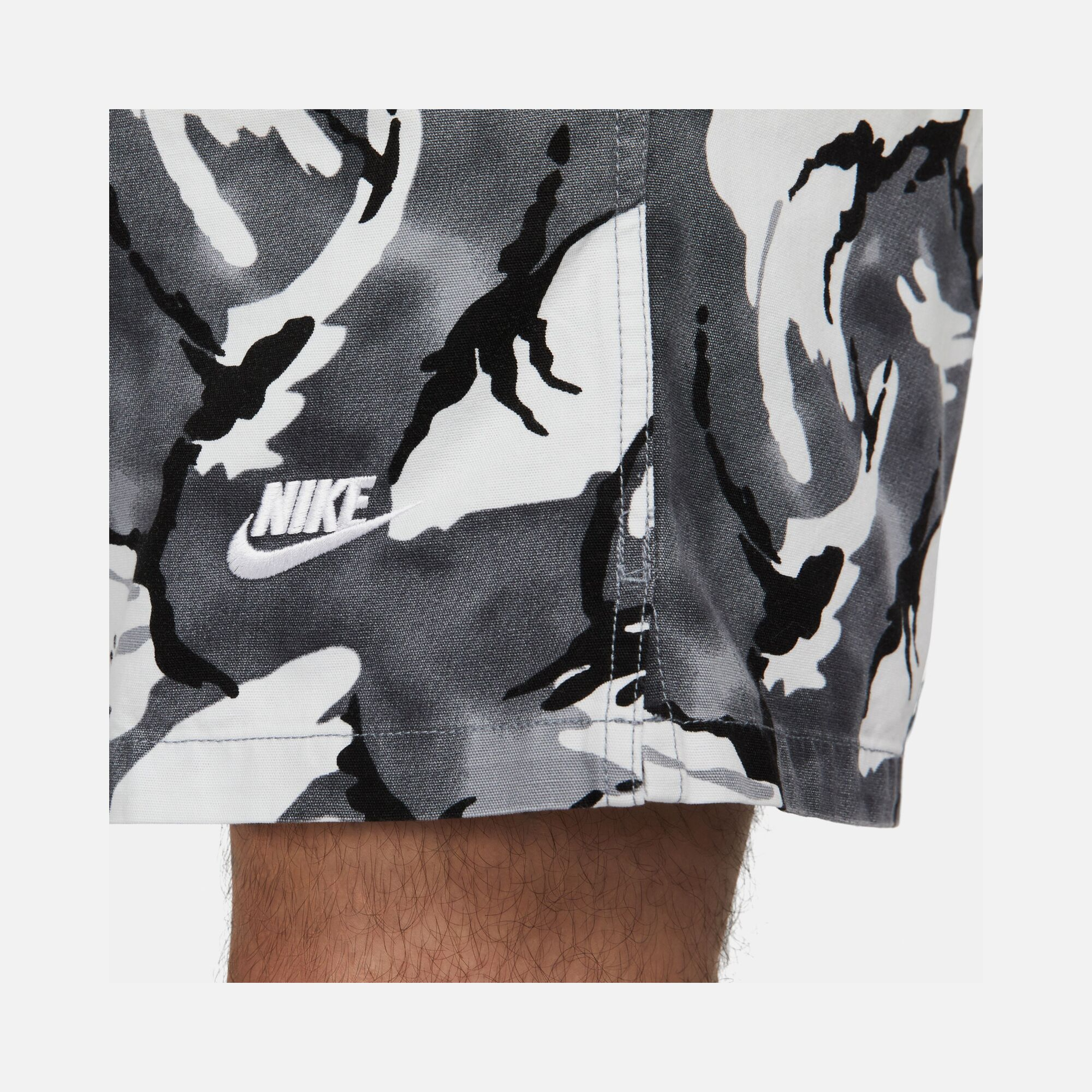 Nike Sportswear Club+ Woven Flow Camuoflage Oppression Erkek Şort
