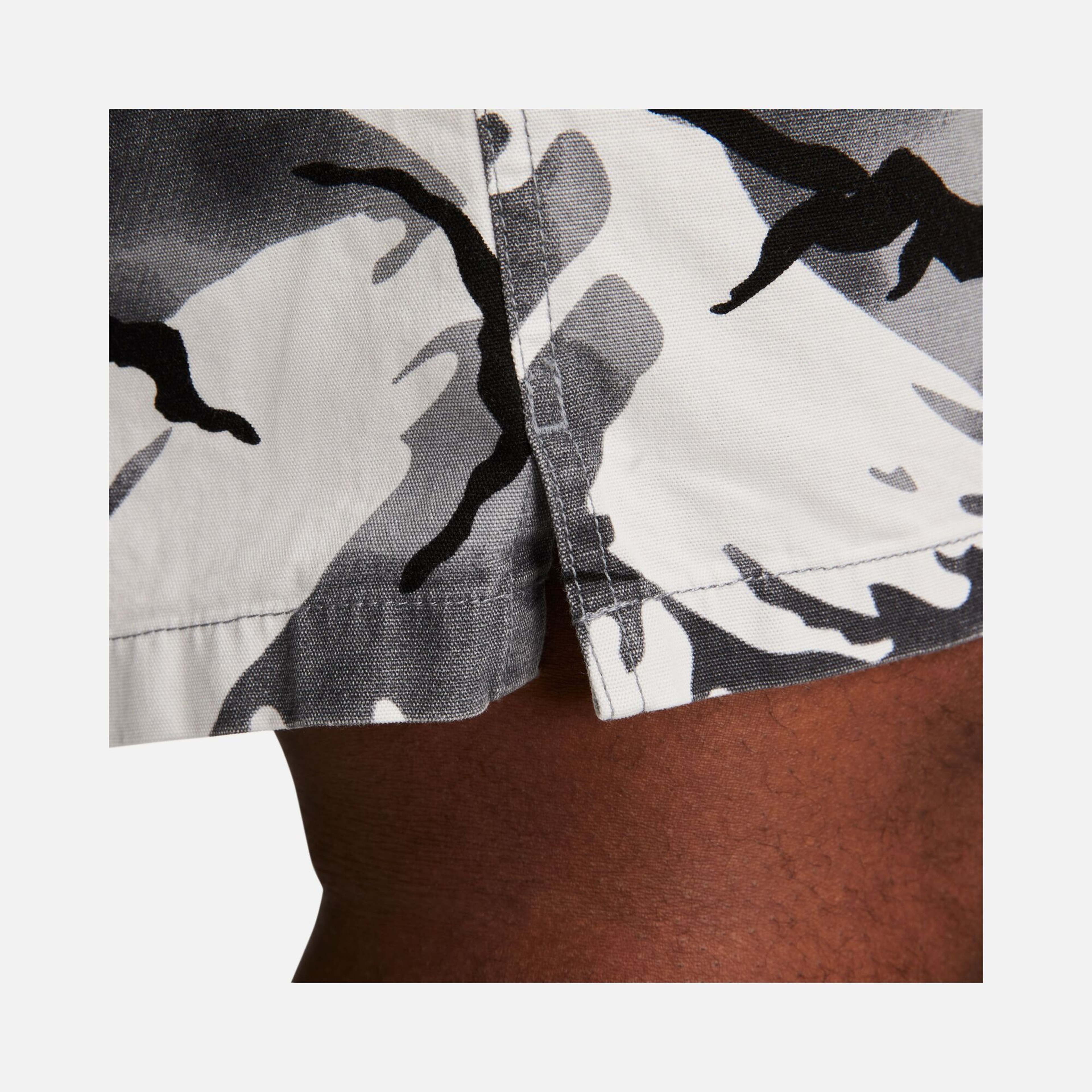 Nike Sportswear Club+ Woven Flow Camuoflage Oppression Erkek Şort