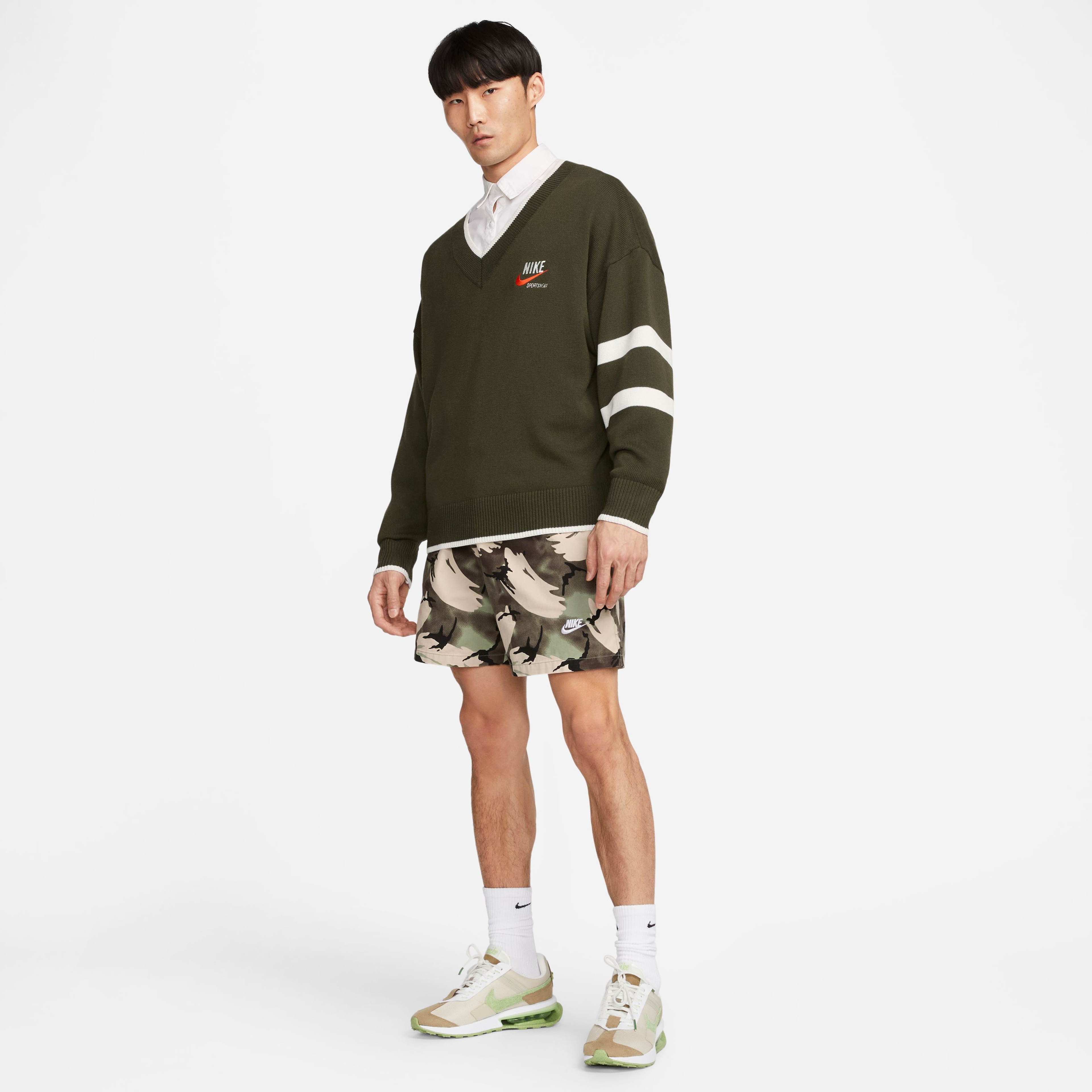 Nike Sportswear Club+ Woven Flow Camuoflage Oppression Erkek Şort