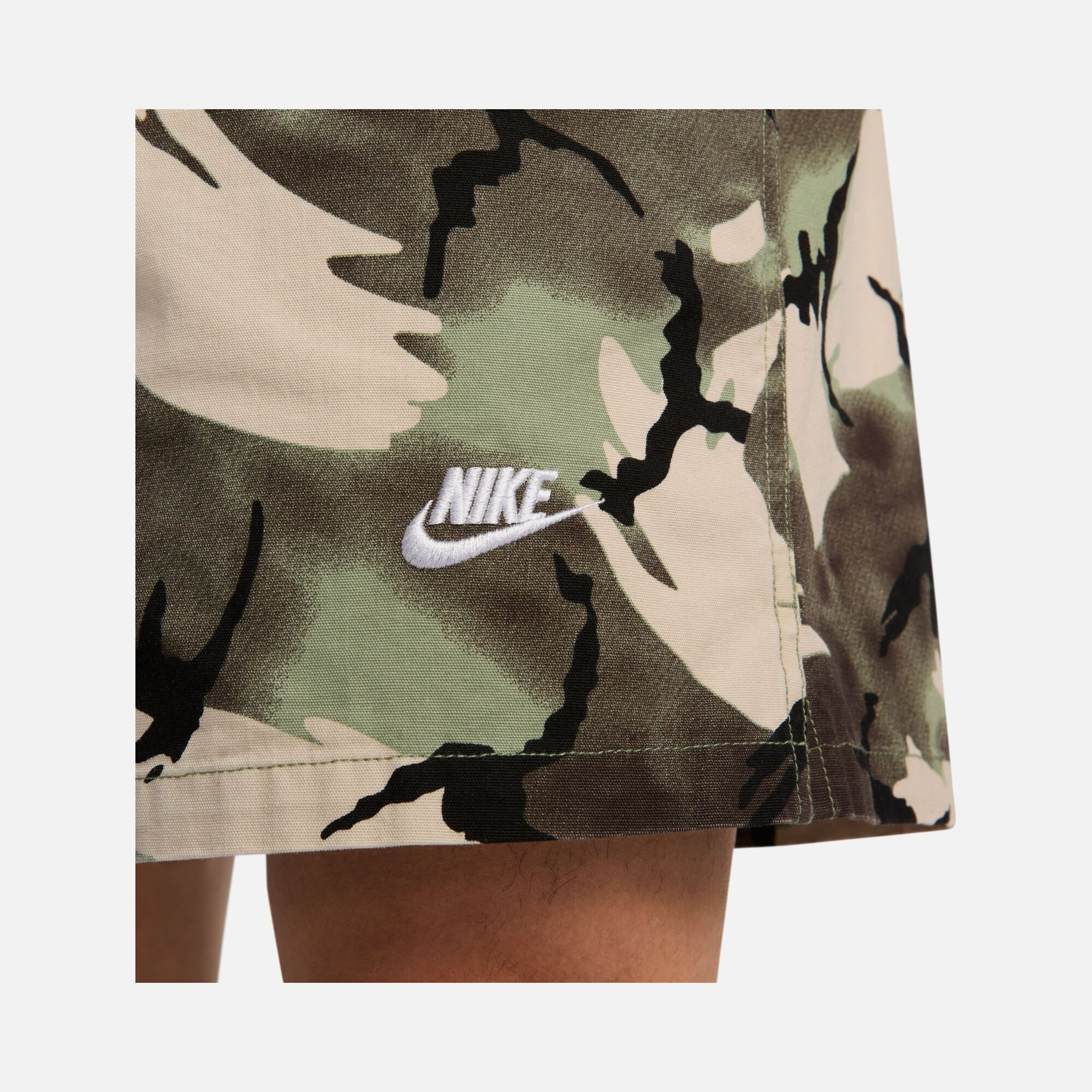 Nike Sportswear Club+ Woven Flow Camuoflage Oppression Erkek Şort