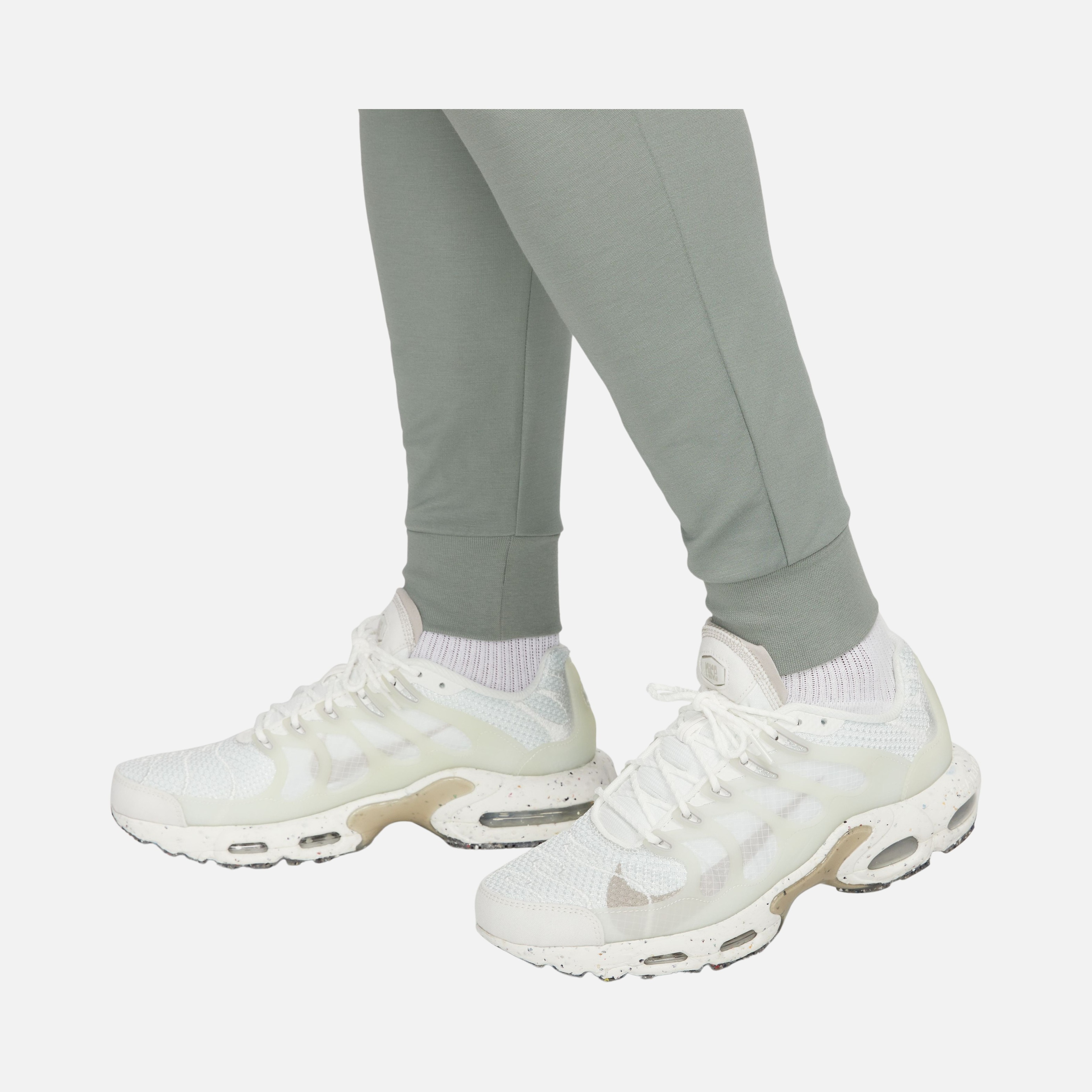 Nike Sportswear Tech Fleece Lightweight Slim-Fit Erkek Eşofman Altı