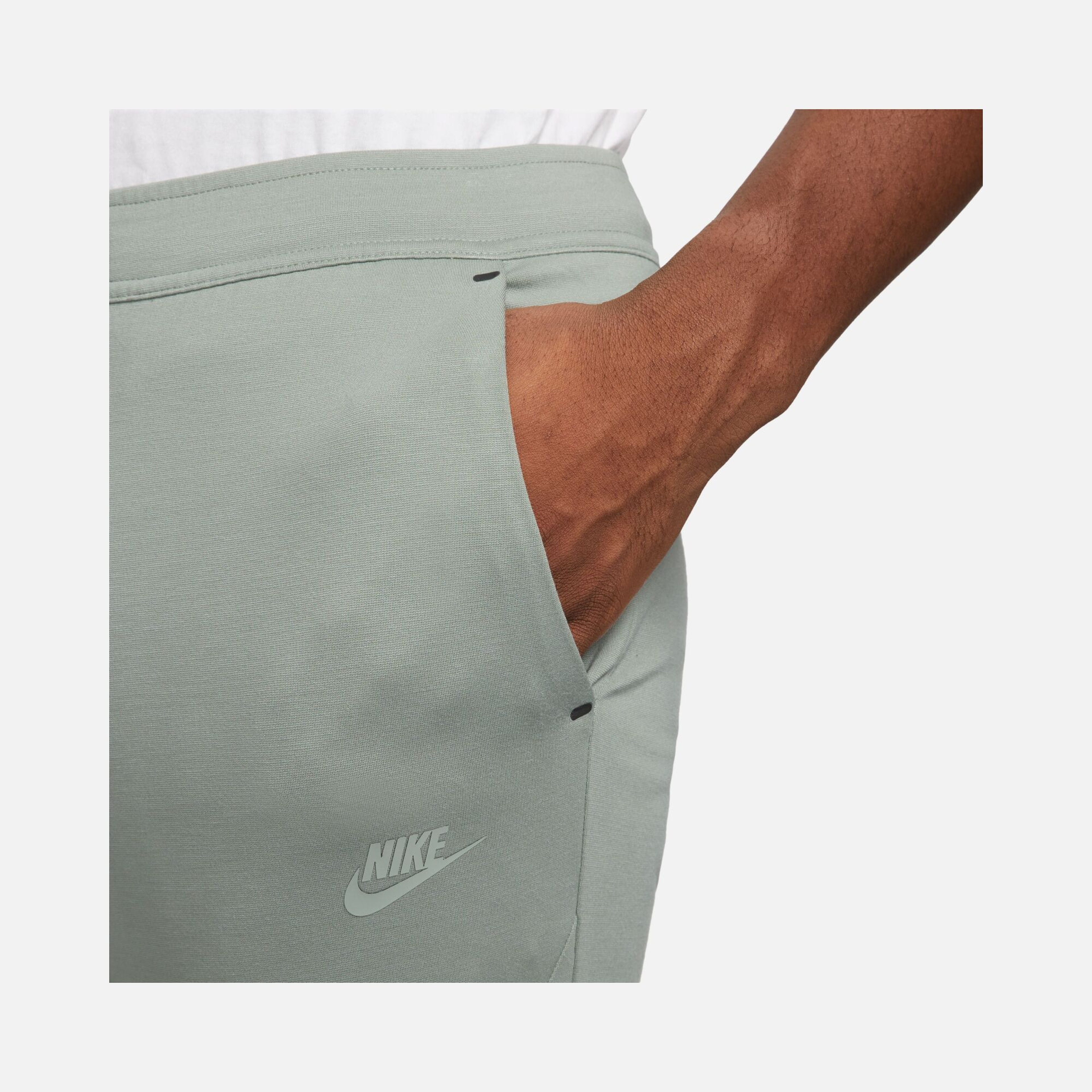 Nike Sportswear Tech Fleece Lightweight Slim-Fit Erkek Eşofman Altı