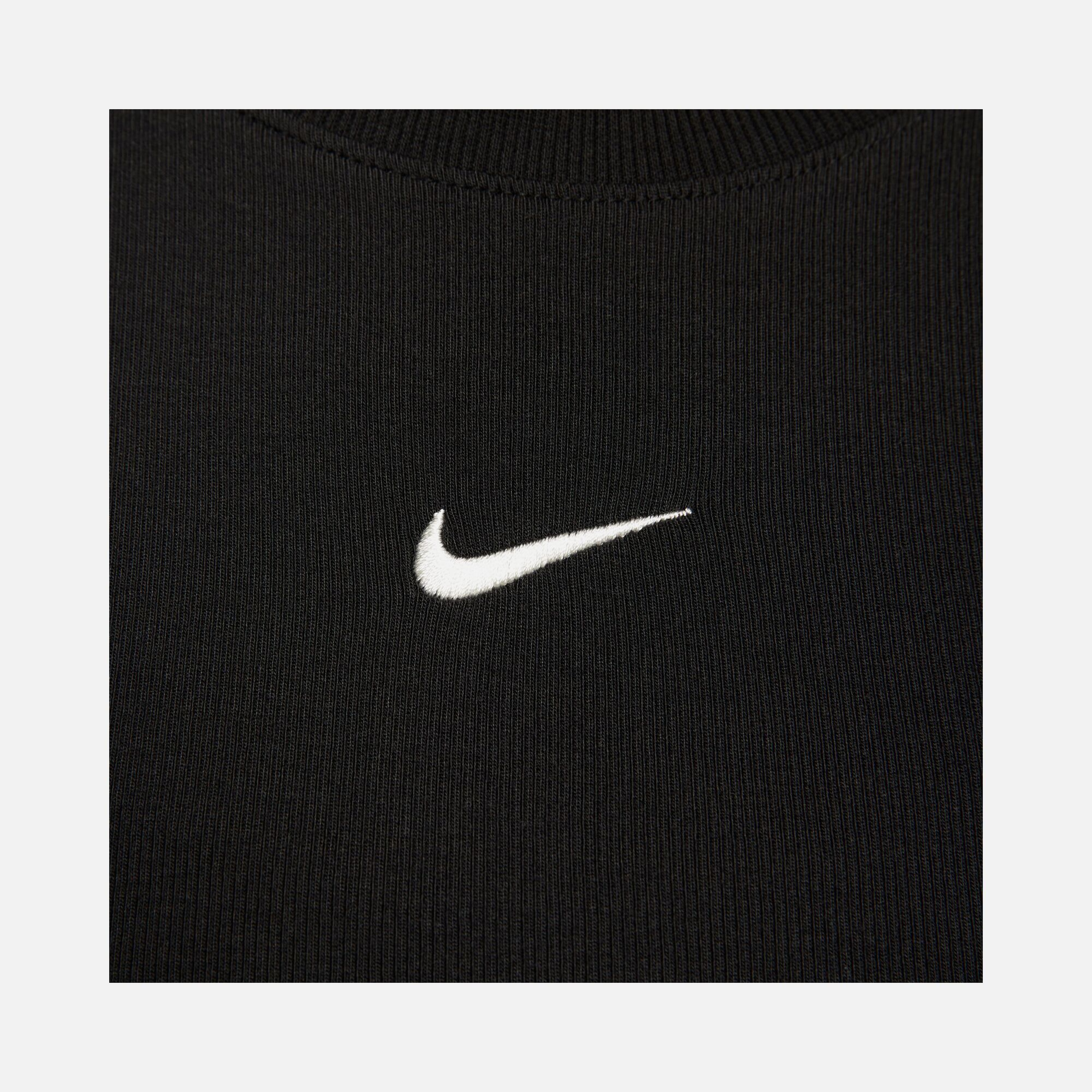 Nike Sportswear Chill Knit Tight Cropped Mini-Rib Kadın Atlet