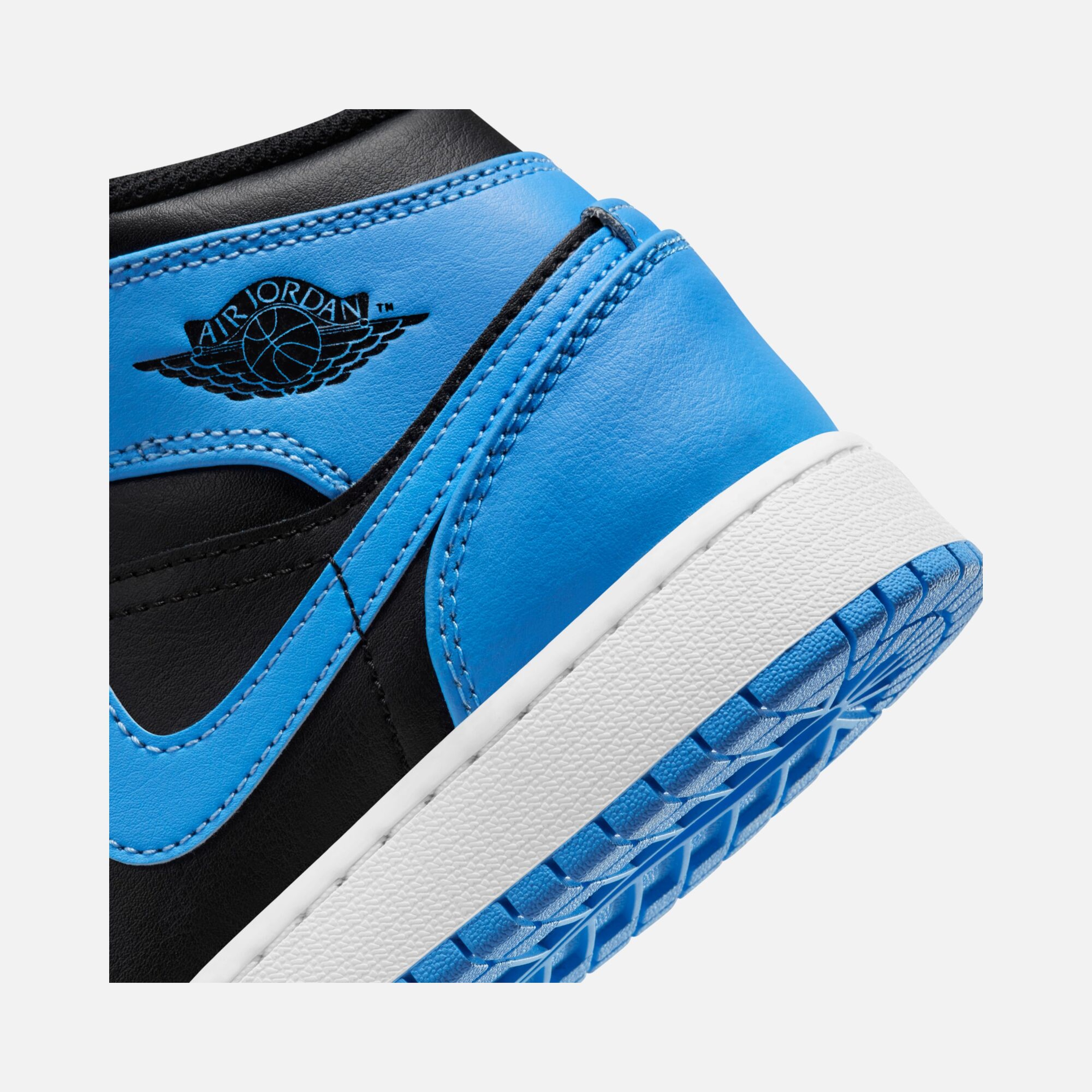 Nike Air Jordan 1 Mid SS25 Erkek Spor Ayakkabı