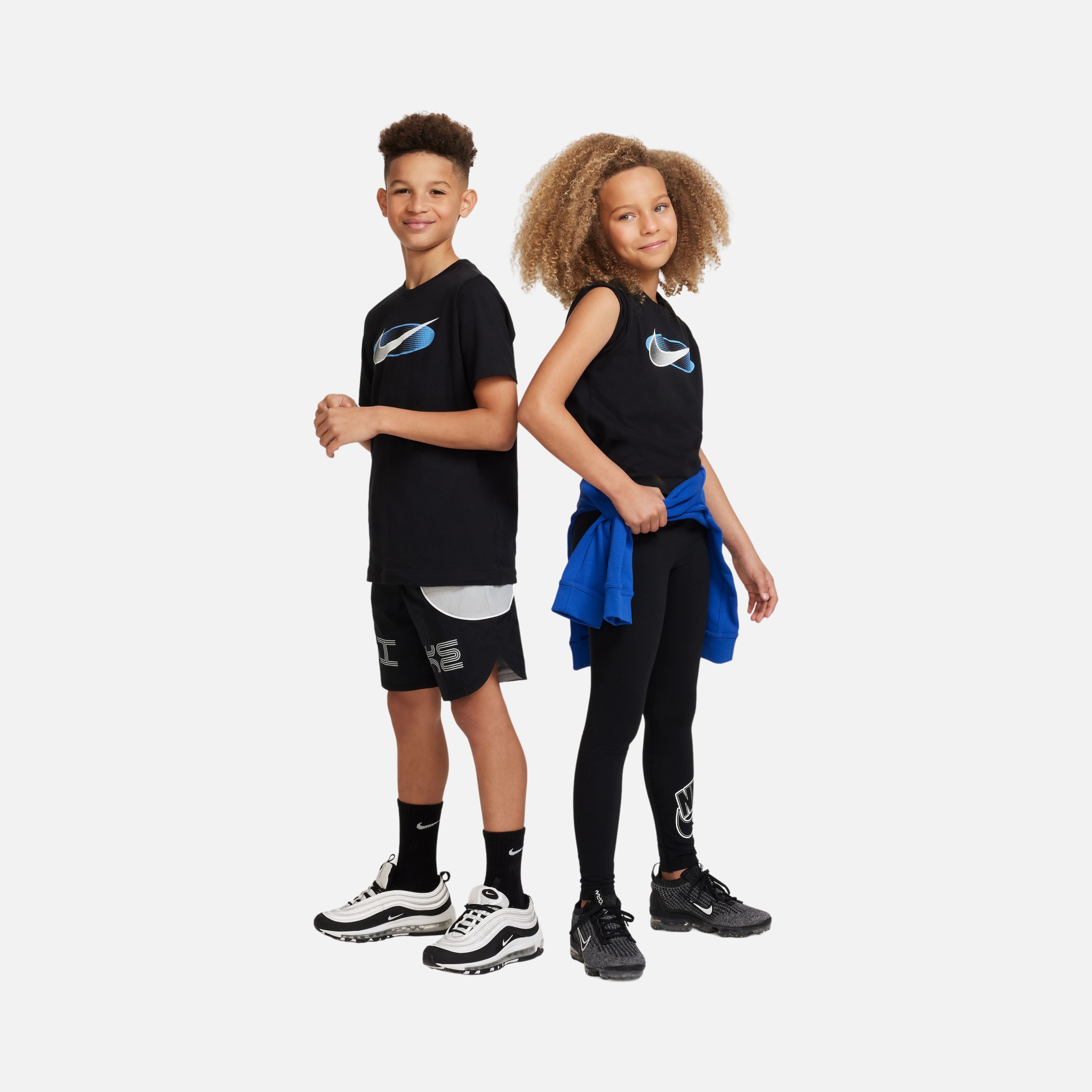 Nike Sportswear Core Brandmark 2 Graphic Short-Sleeve Çocuk Tişört