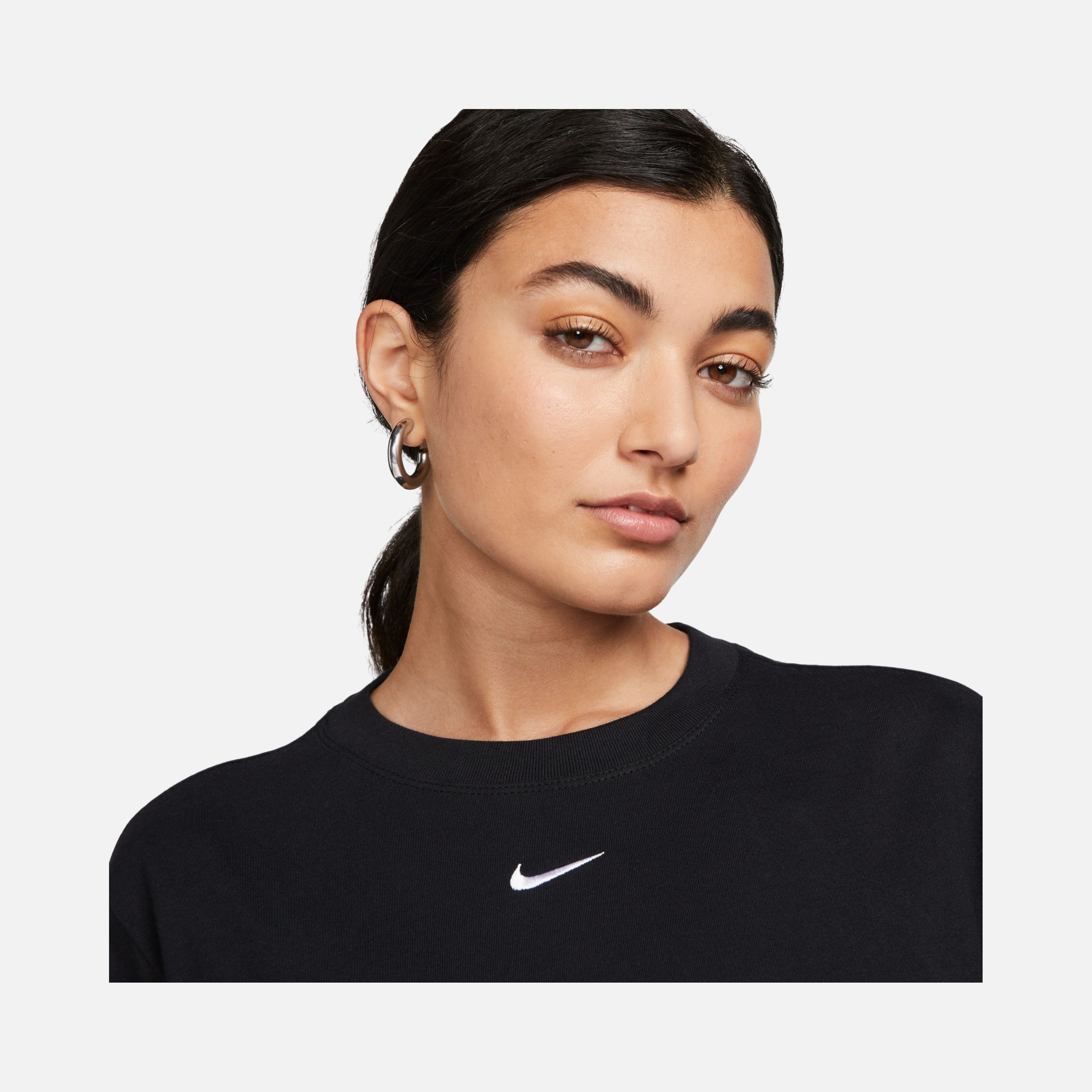 Nike Sportswear Essential Loose Fit Short-Sleeve Kadın Tişört