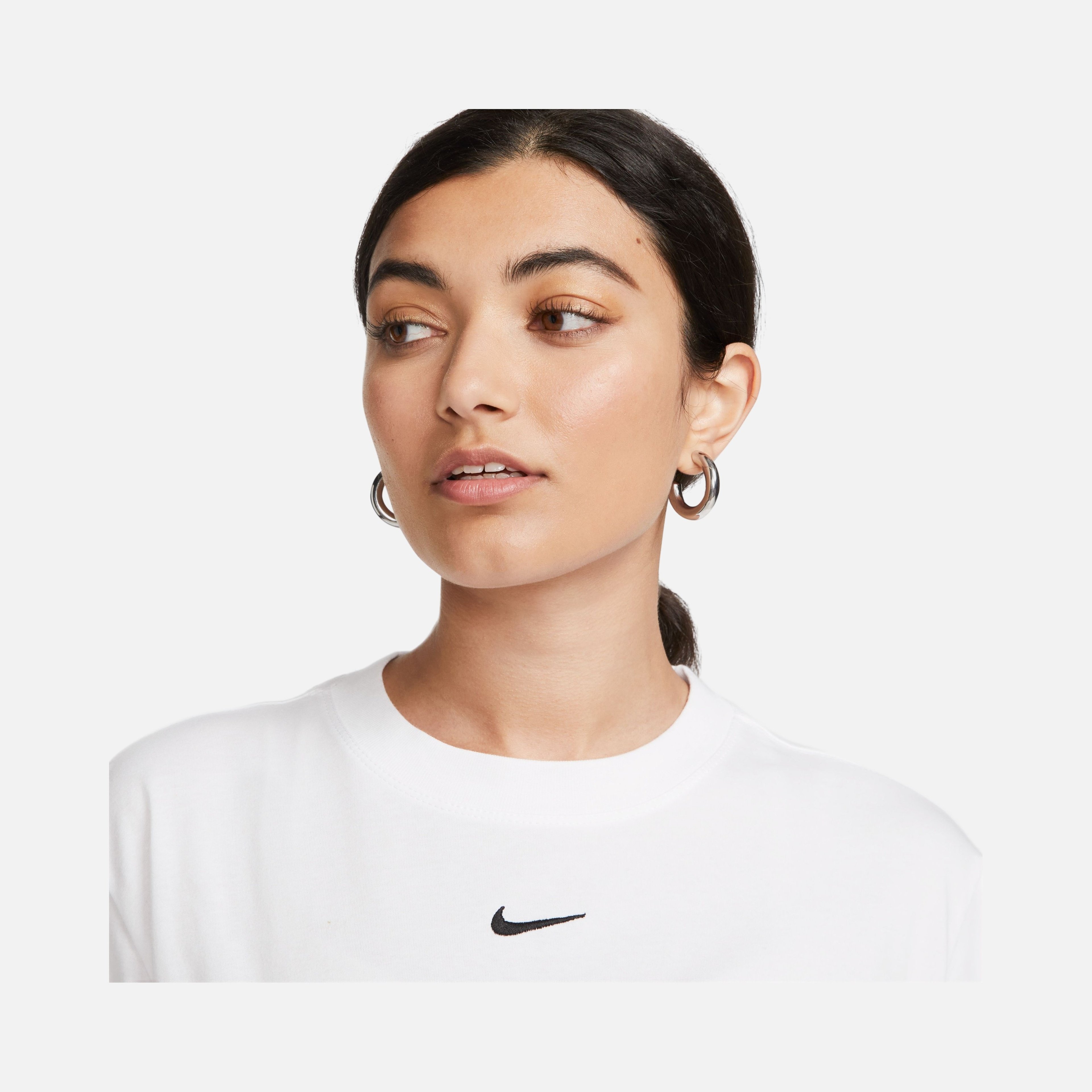 Nike Sportswear Essential Loose Fit Short-Sleeve Kadın Tişört