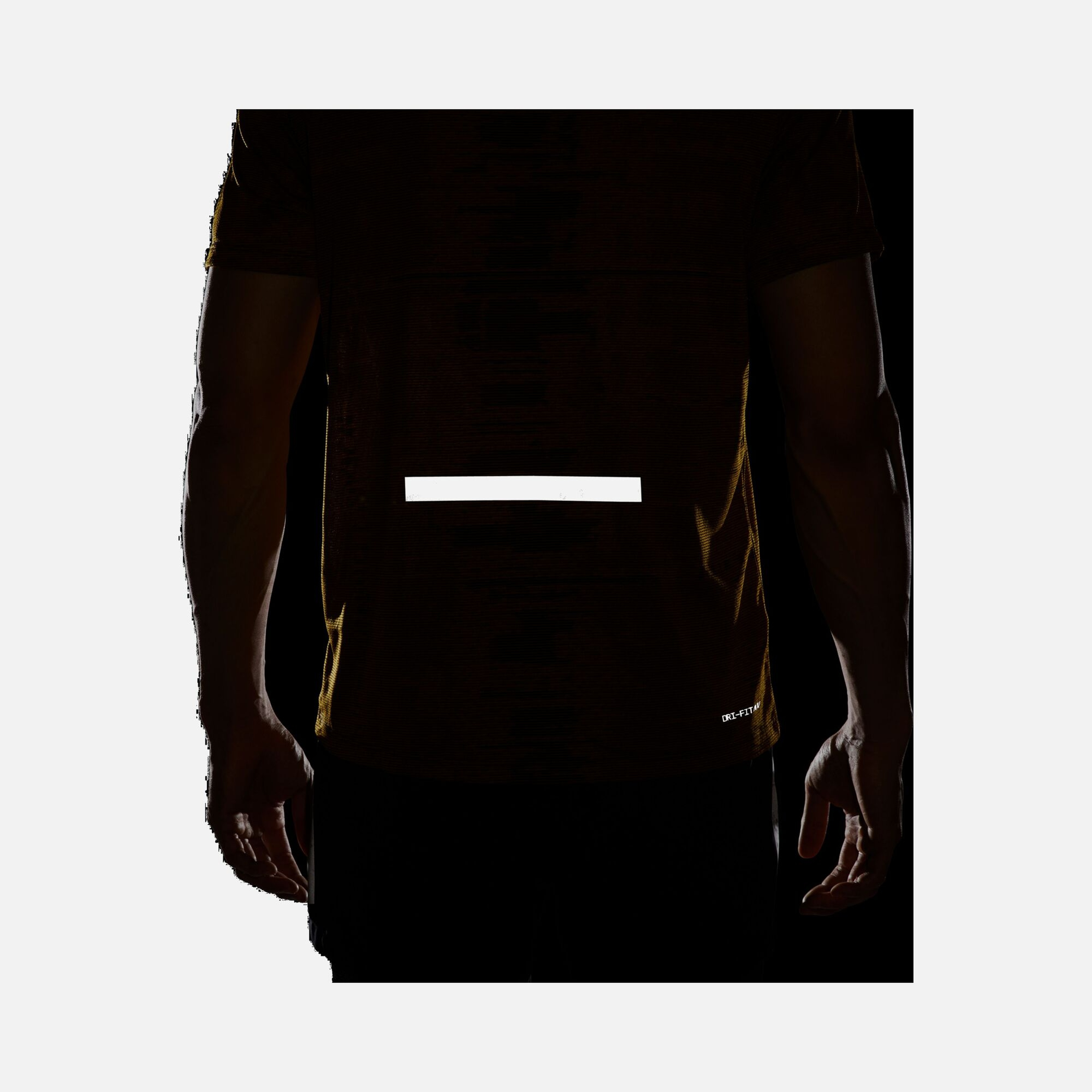 Nike Dri-Fit ADV Run Division Techknit Running Short-Sleeve Erkek Tişört
