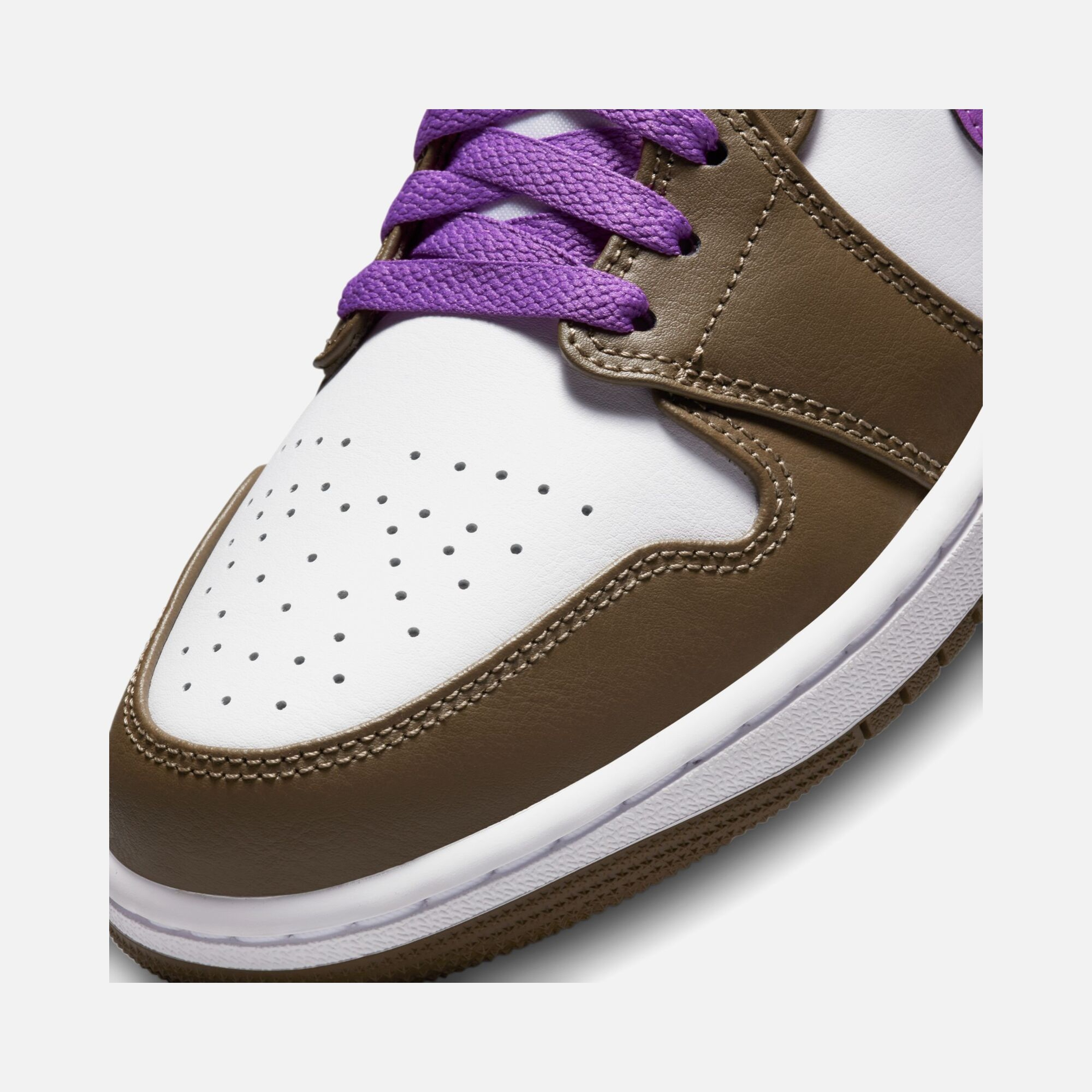 Nike Air Jordan 1 Low CO Erkek Spor Ayakkabı