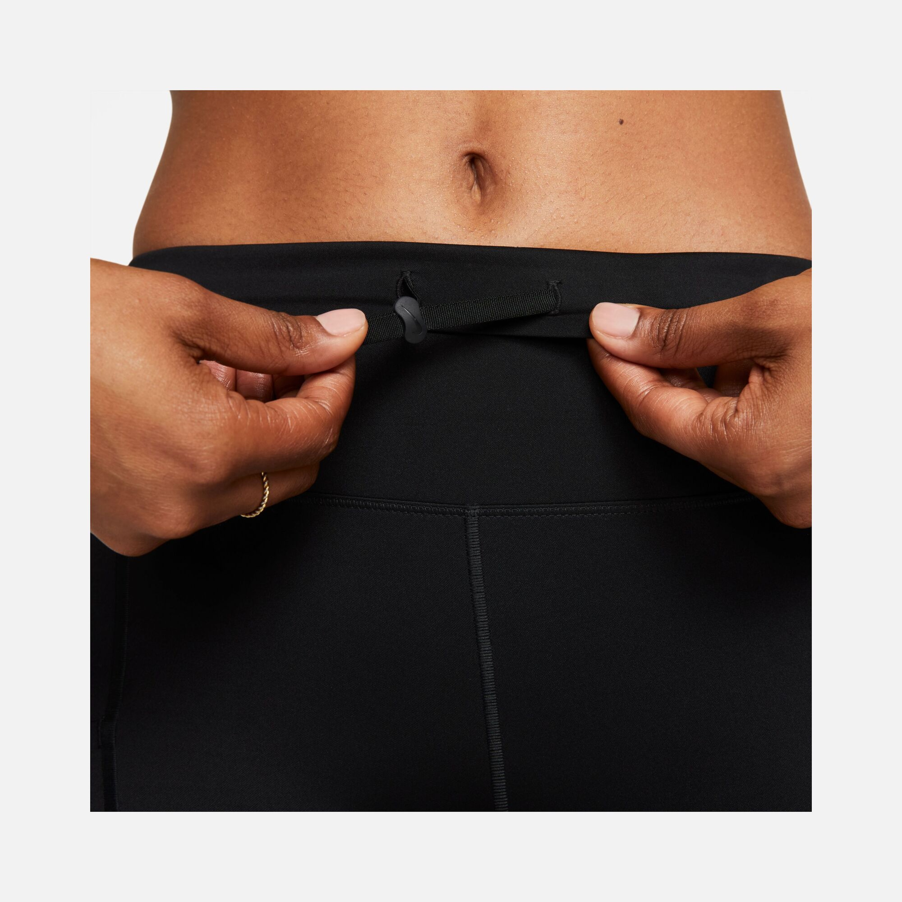 Nike Dri-Fit Go Firm-Support High-Waisted 20cm (approx.) Biker Training Kadın Şort