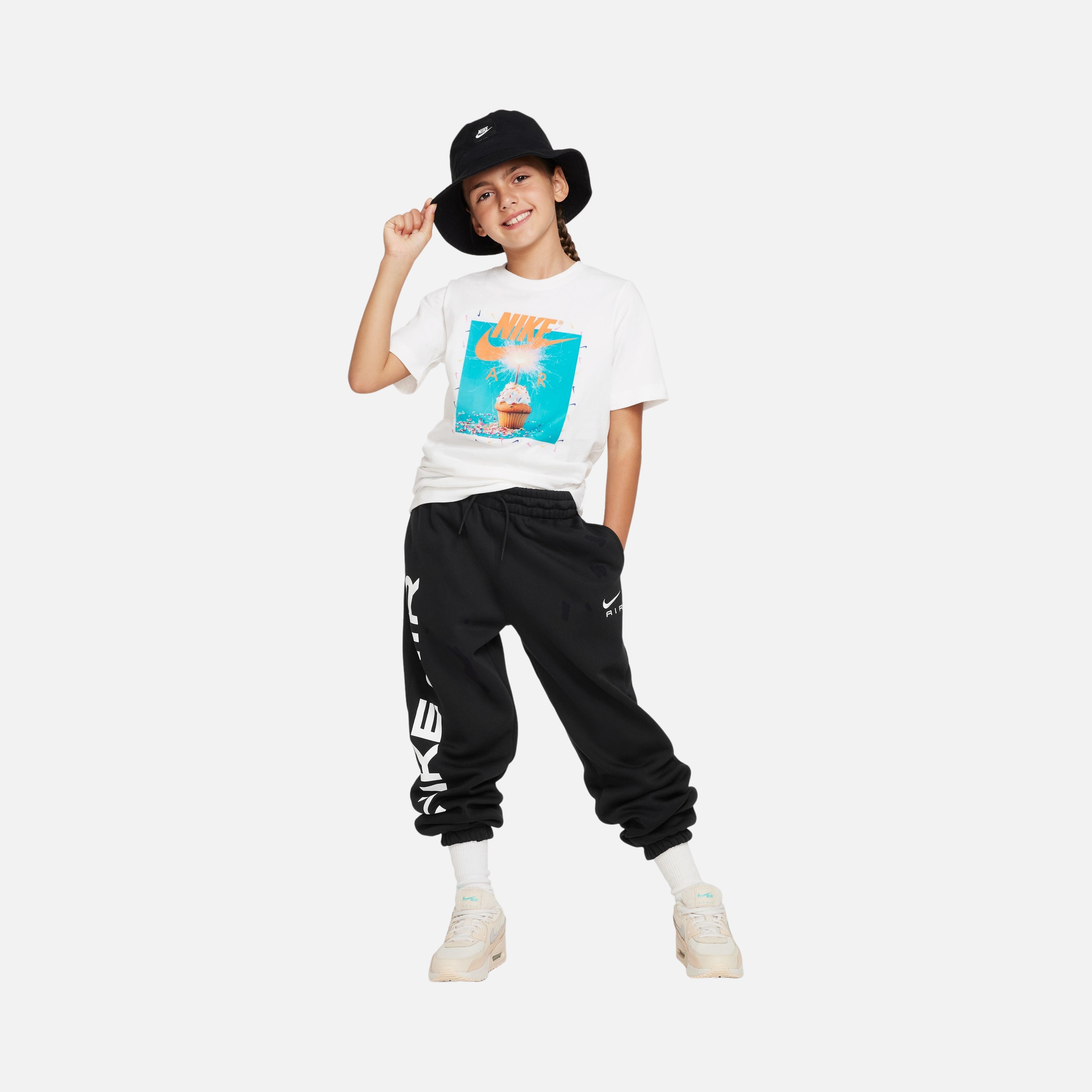 Nike Sportswear Photo 1 Graphic Short-Sleeve Çocuk Tişört