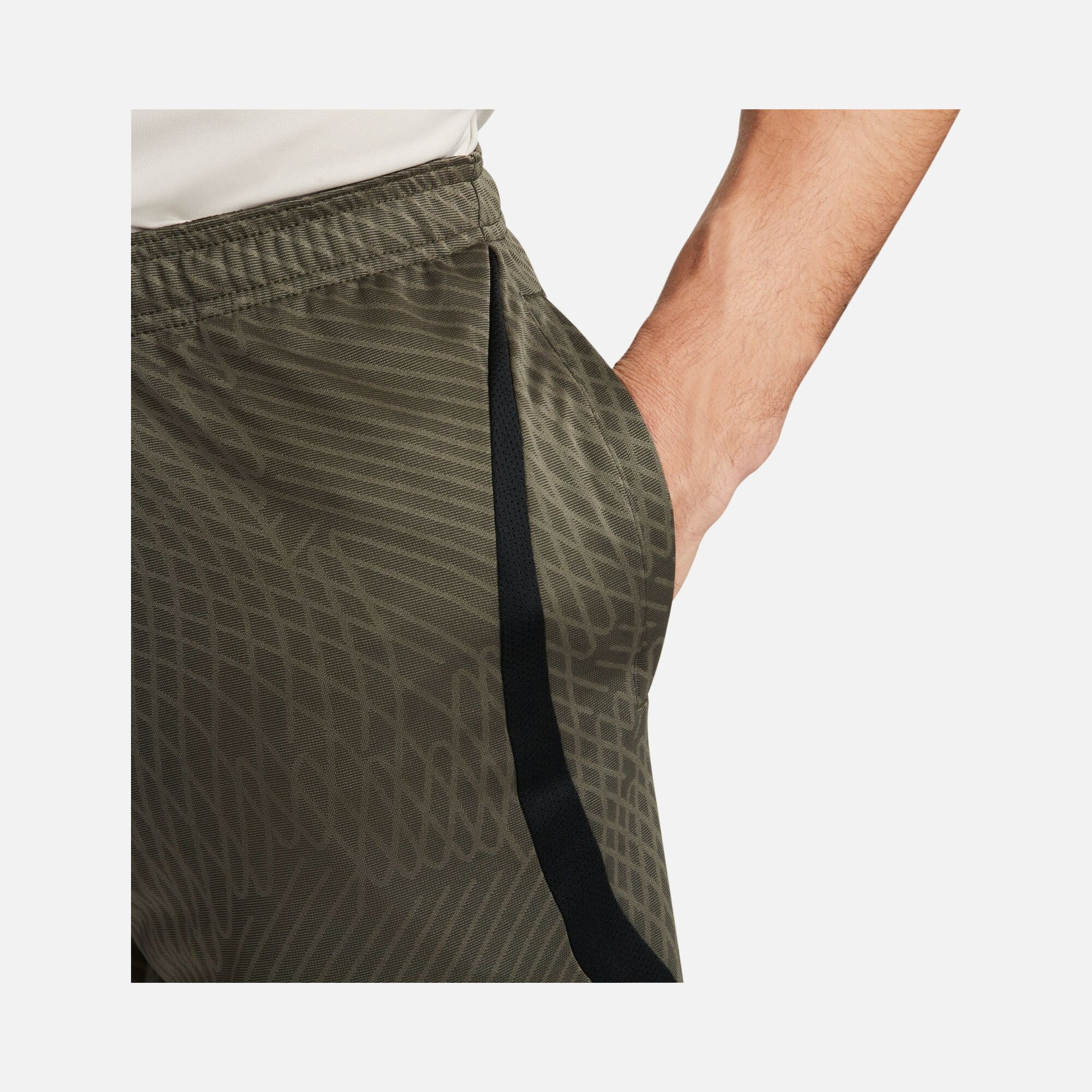 Nike FC Barcelona Strike Dri-Fit Knit Soccer Erkek Şort