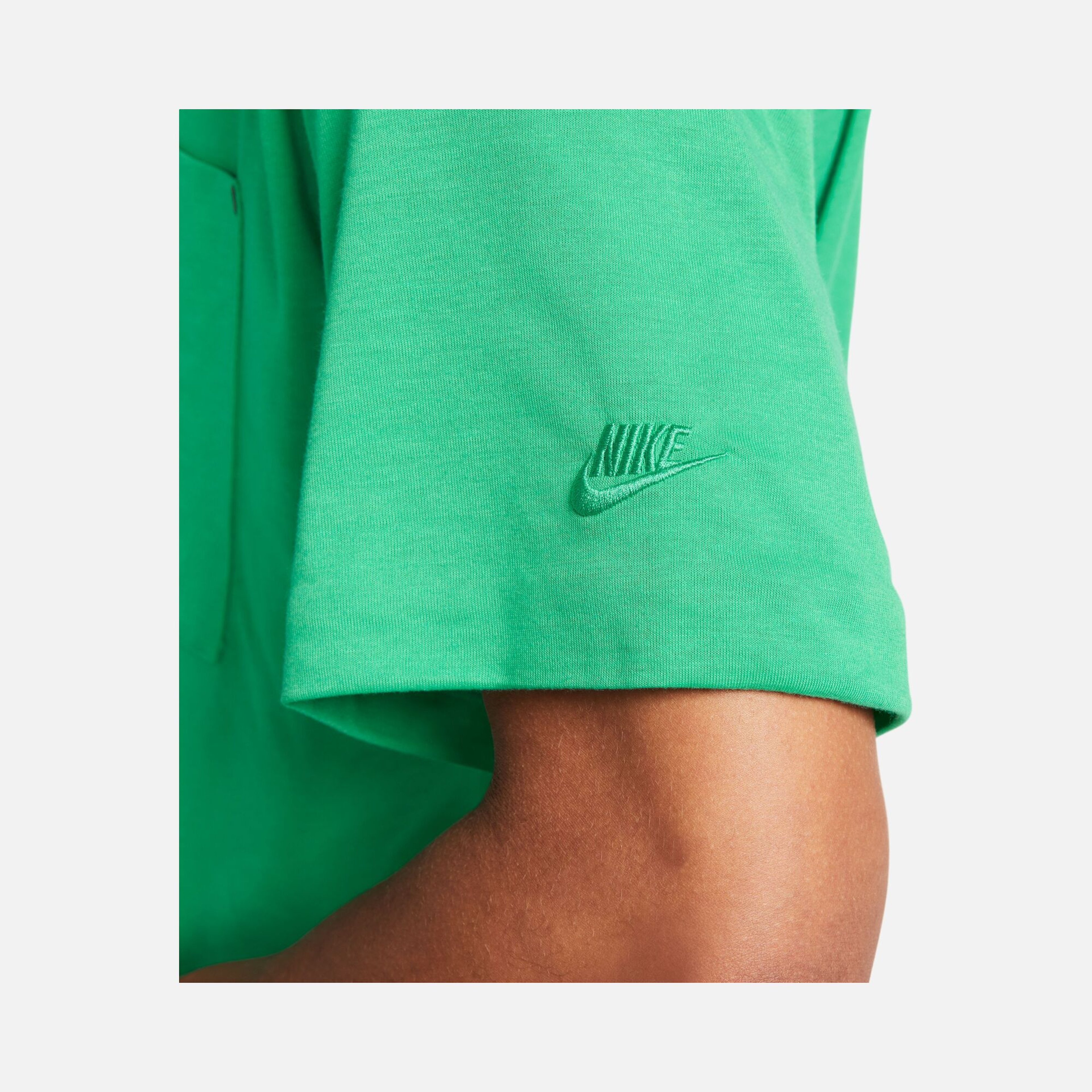 Nike Dri-Fit Sportswear Tech Pack Short-Sleeve Erkek Tşört
