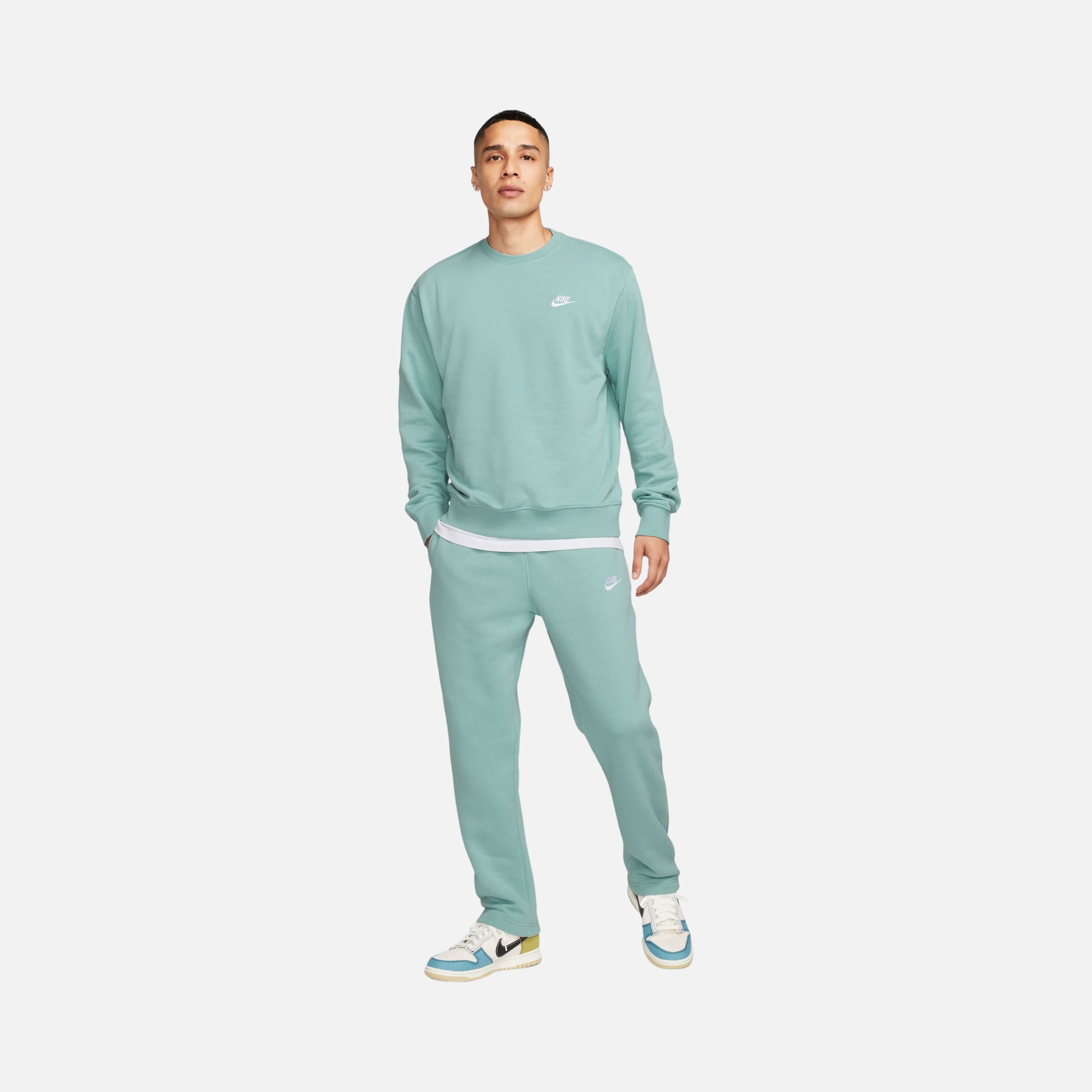 Nike Sportswear Club French Terry Erkek Sweatshirt