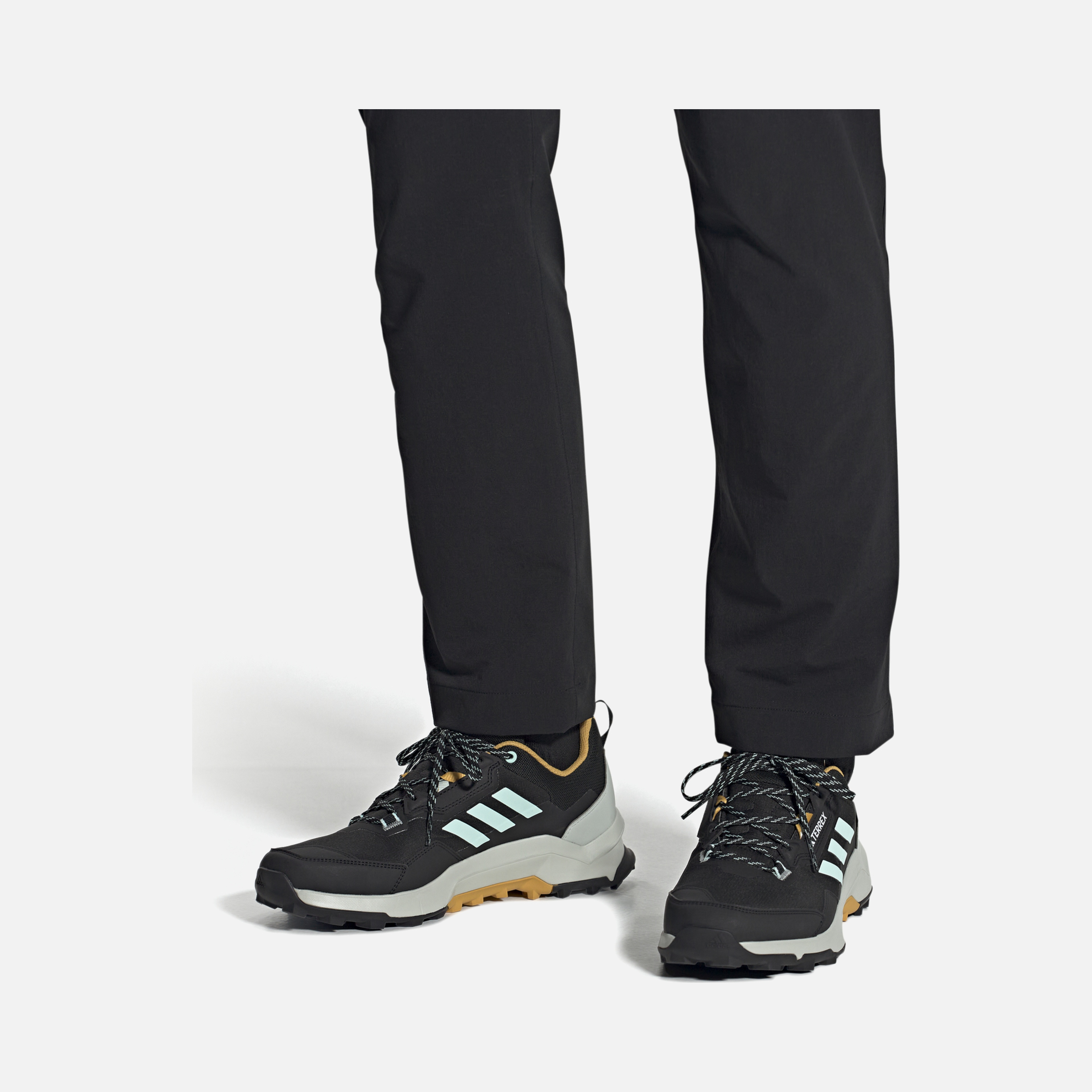 adidas Terrex AX4 Gore-Tex SS25 Hiking Erkek Spor Ayakkabı