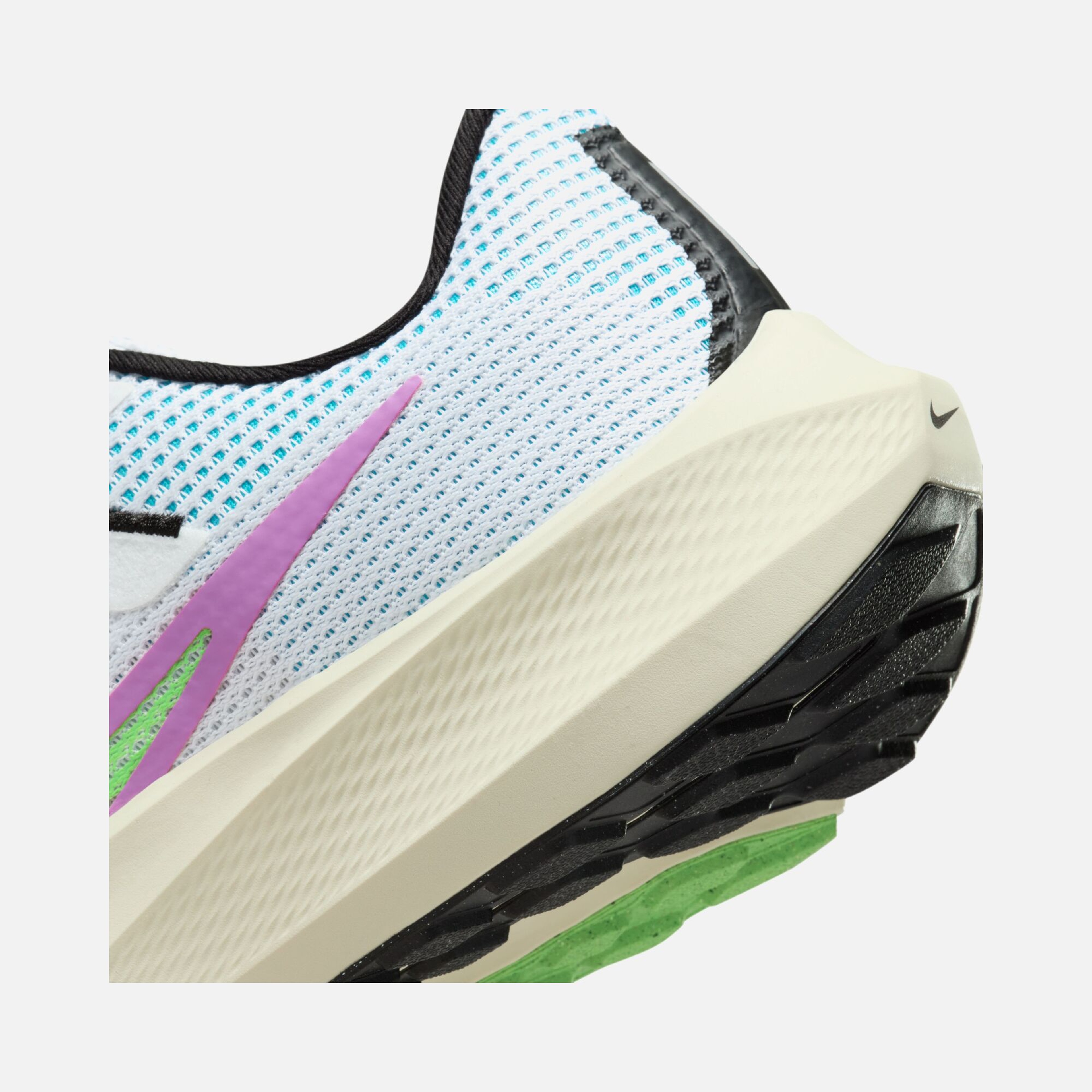 Nike Pegasus 40 SE Road Running Erkek Spor Ayakkabı