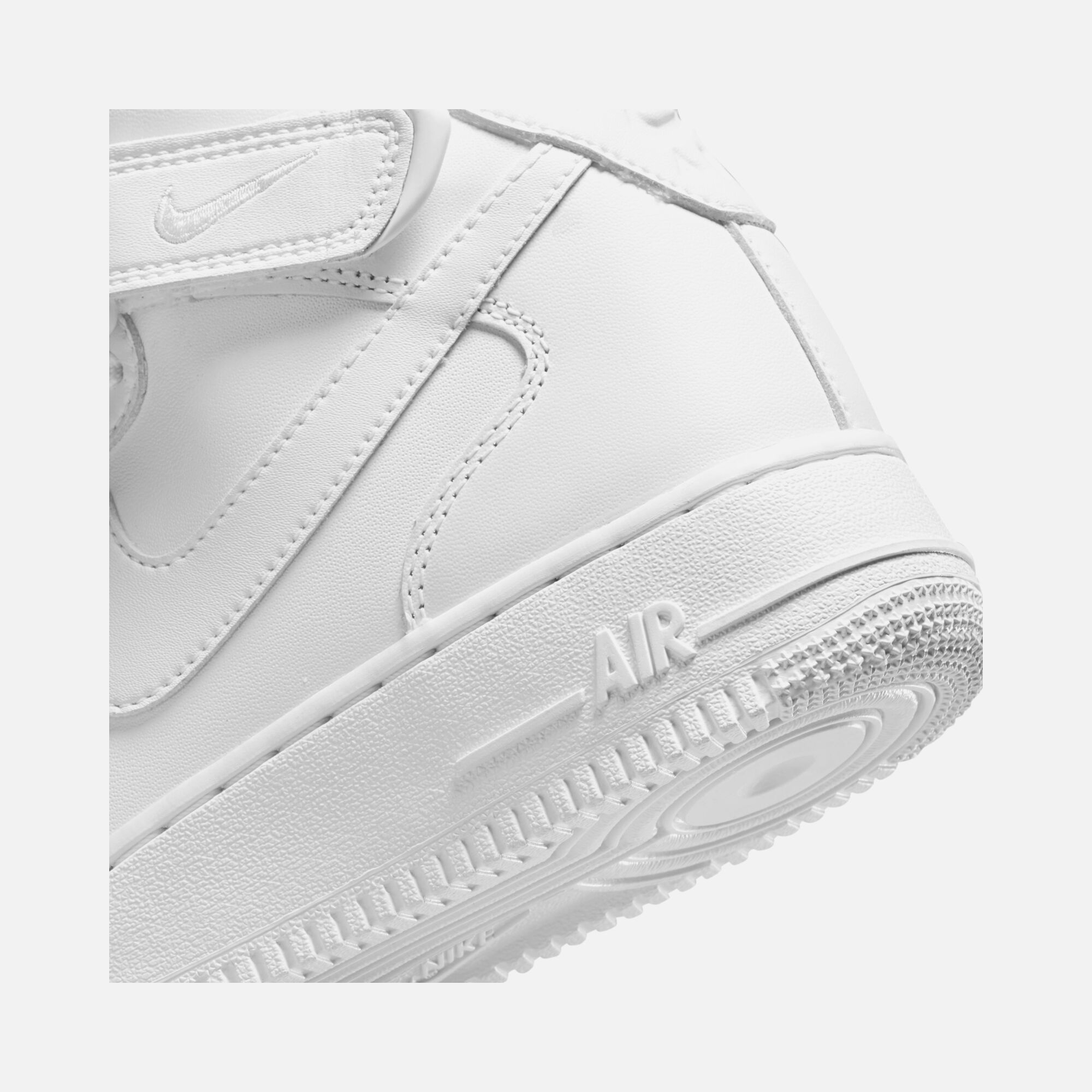 Nike Air Force 1 '07 Mid Fresh Triple White Erkek Spor Ayakkabı