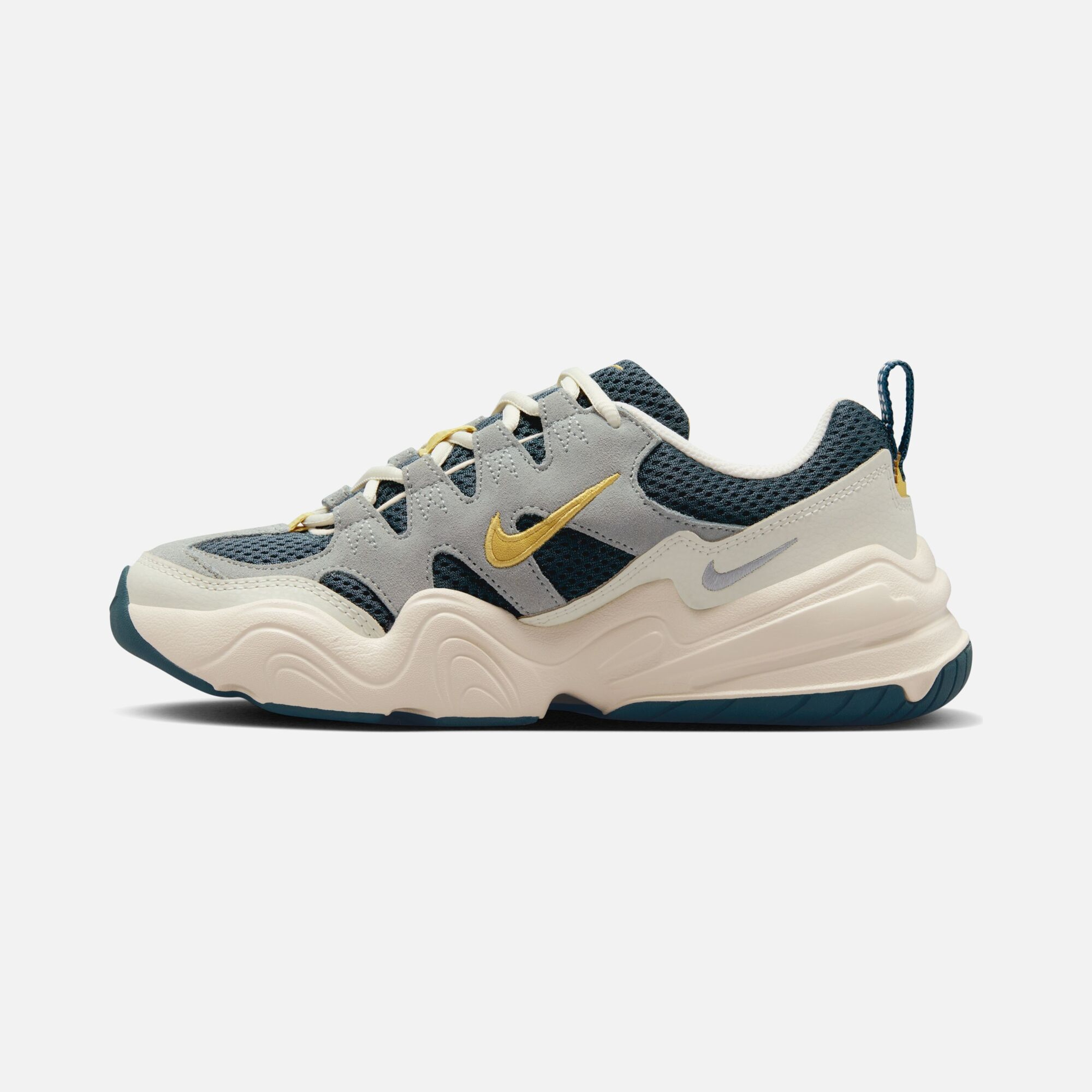 Nike Sportswear Tech Hera Kadın Spor Ayakkabı